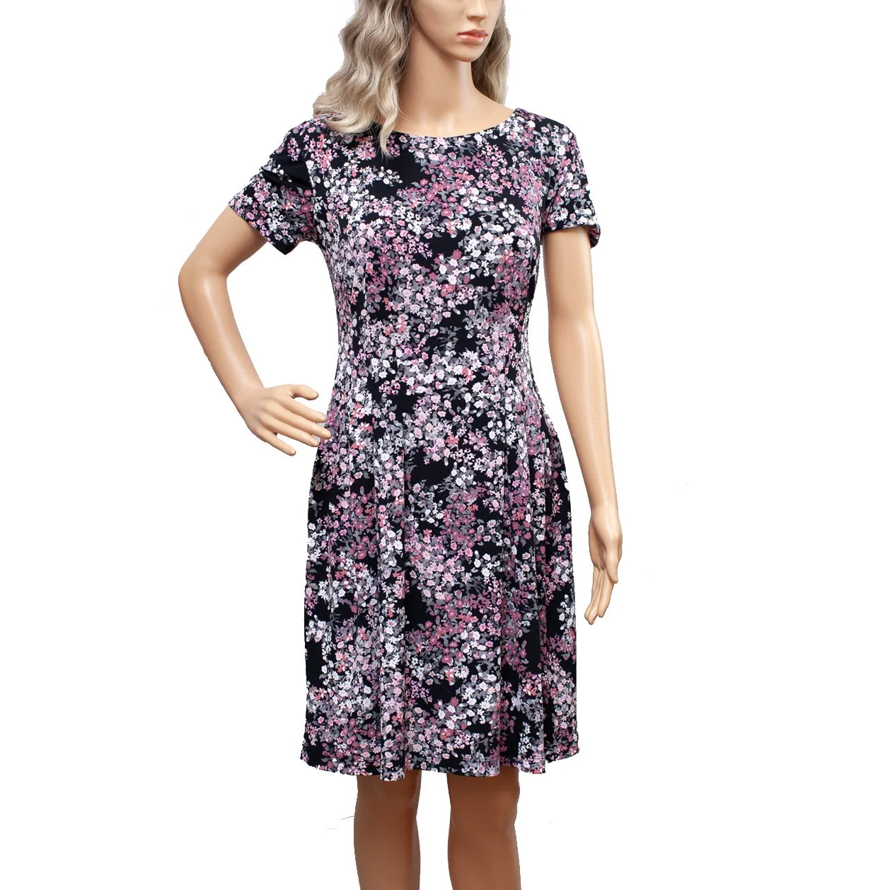 Roz & Ali Size 4 Black Floral Fit & Flare Dress