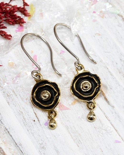 silver+rose+earrings.jpg