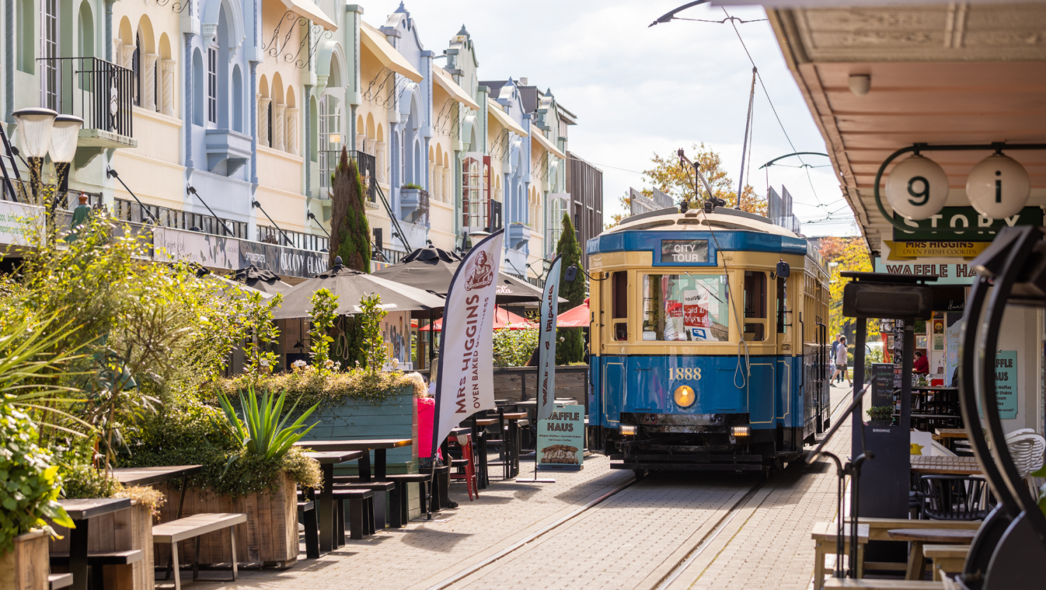 Christchurch: Tram, Punt and Gondola Ride