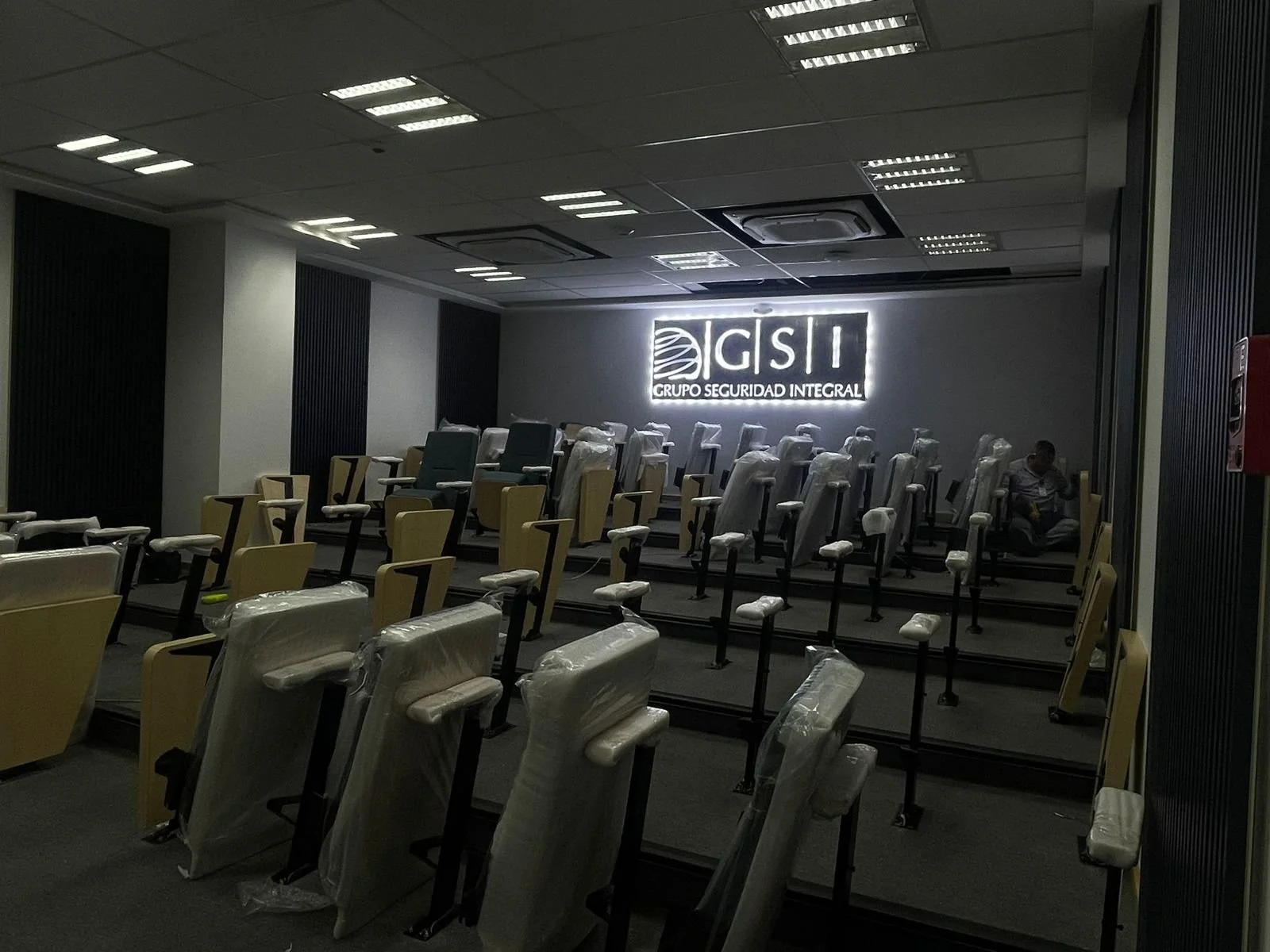 Auditorios y Sanitarios Corporativos