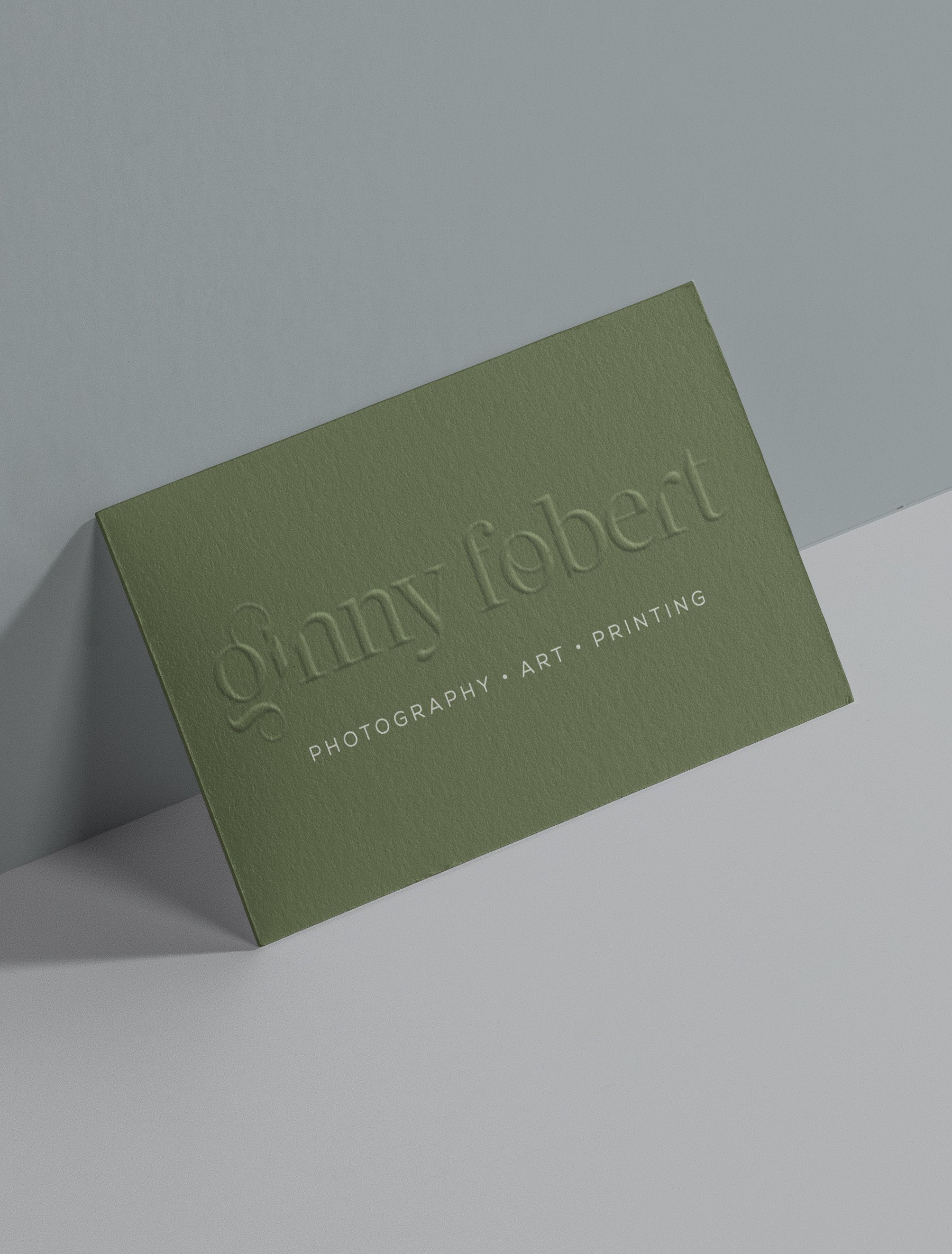 VFOBERT_Business-Card-Mockup.jpg