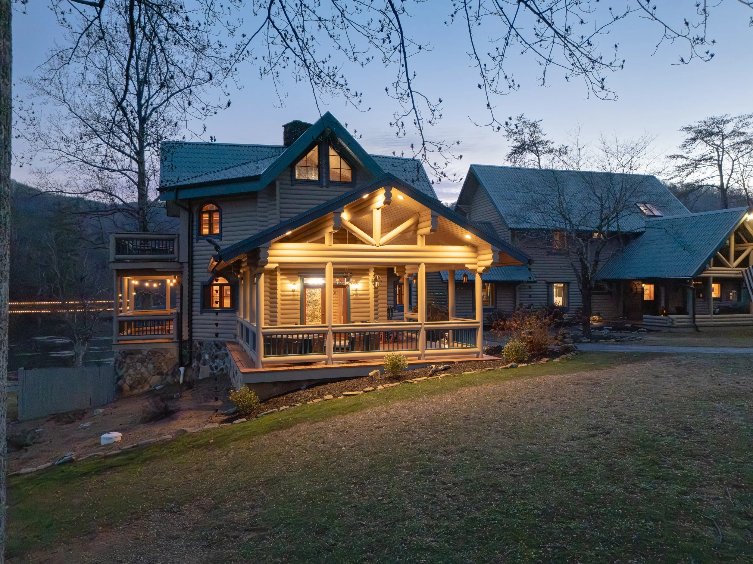 201 Mountainside Pkwy-10.jpg