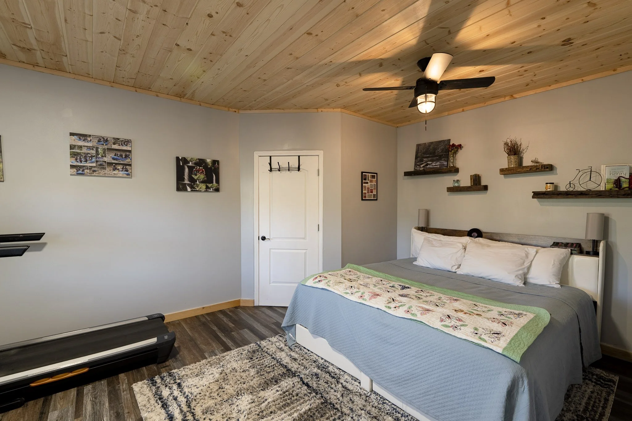 201 Mountainside Pkwy-79.jpg