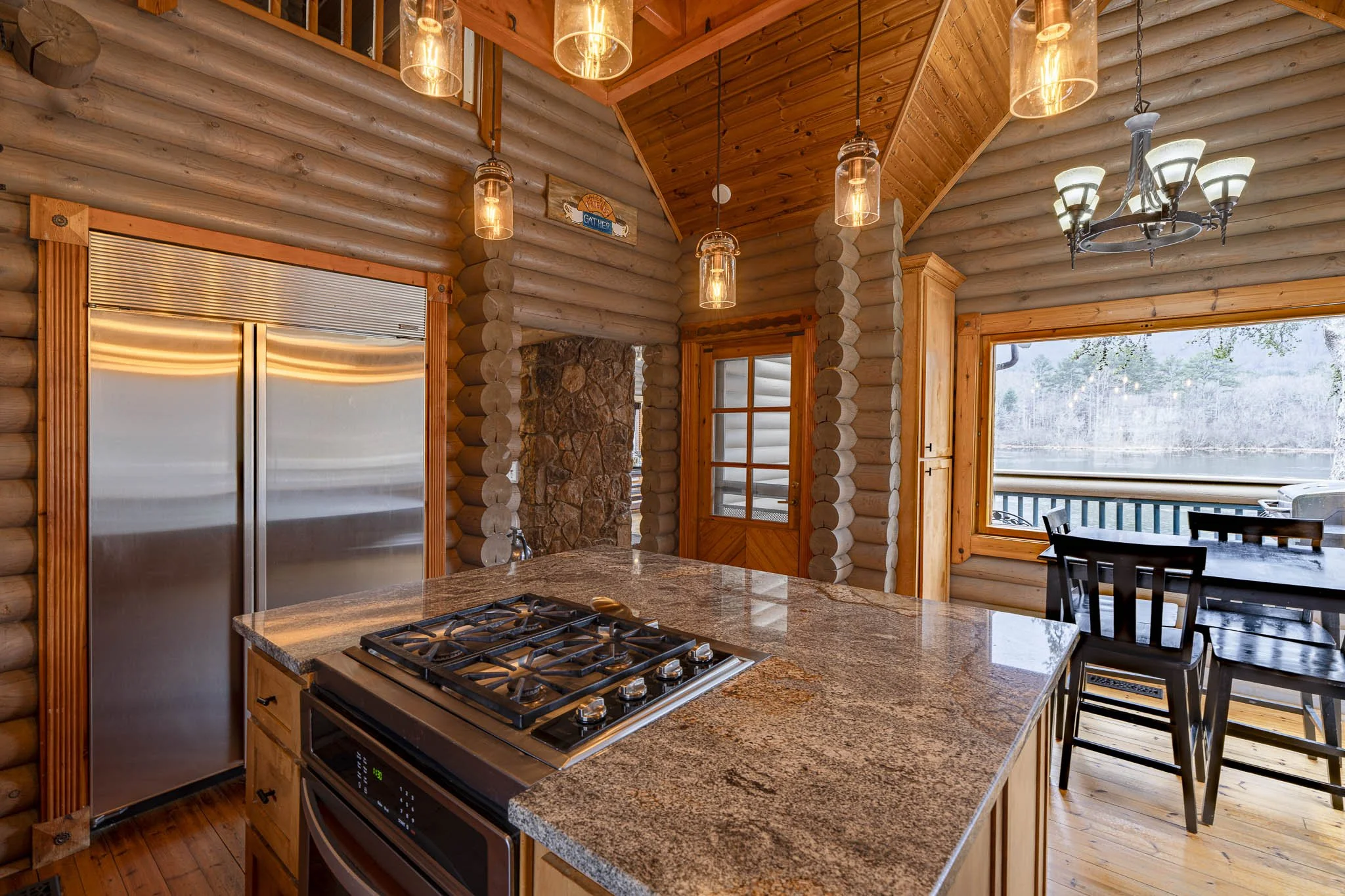 201 Mountainside Pkwy-19.jpg