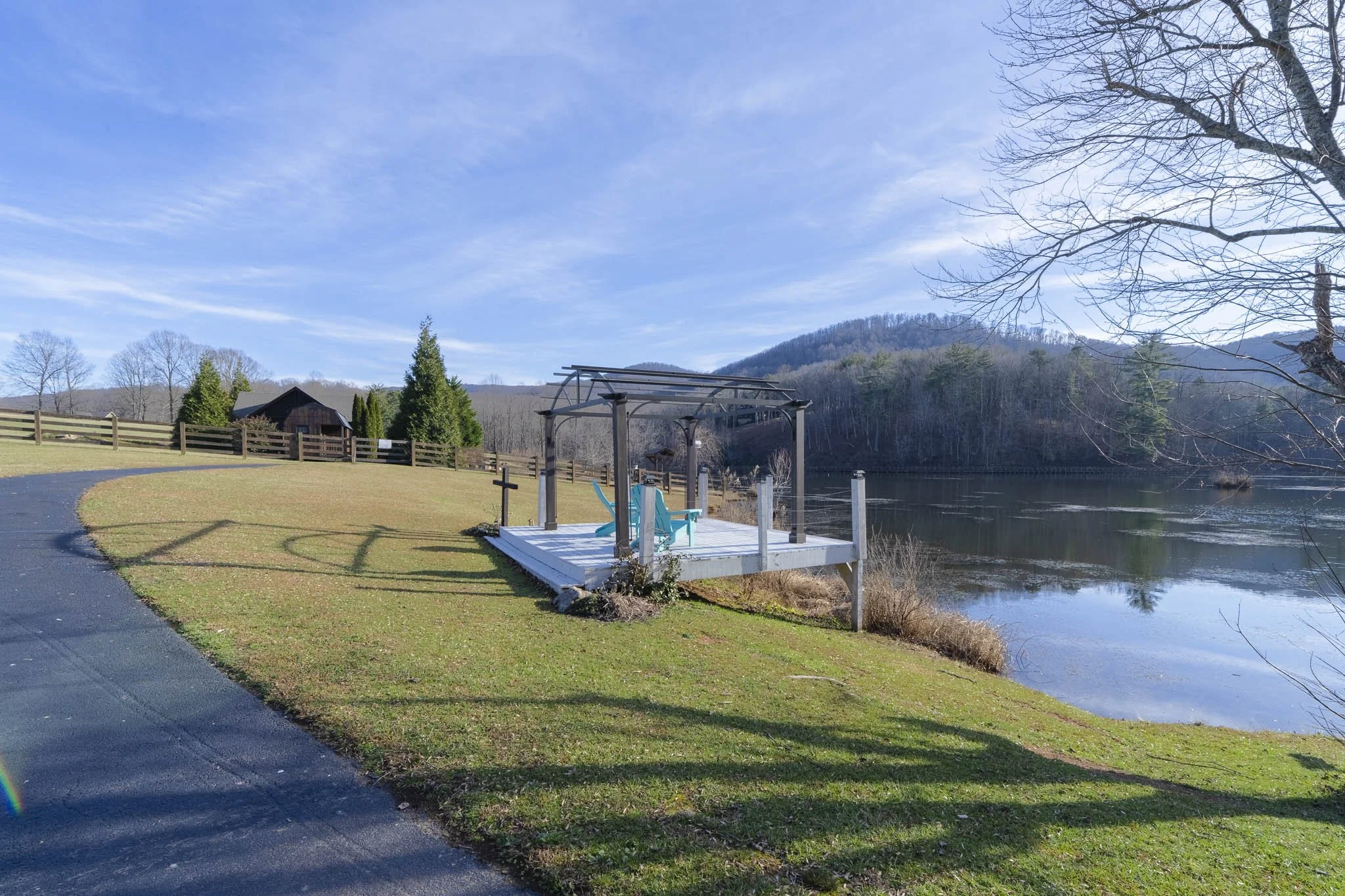 201 Mountainside Pkwy-52.jpg