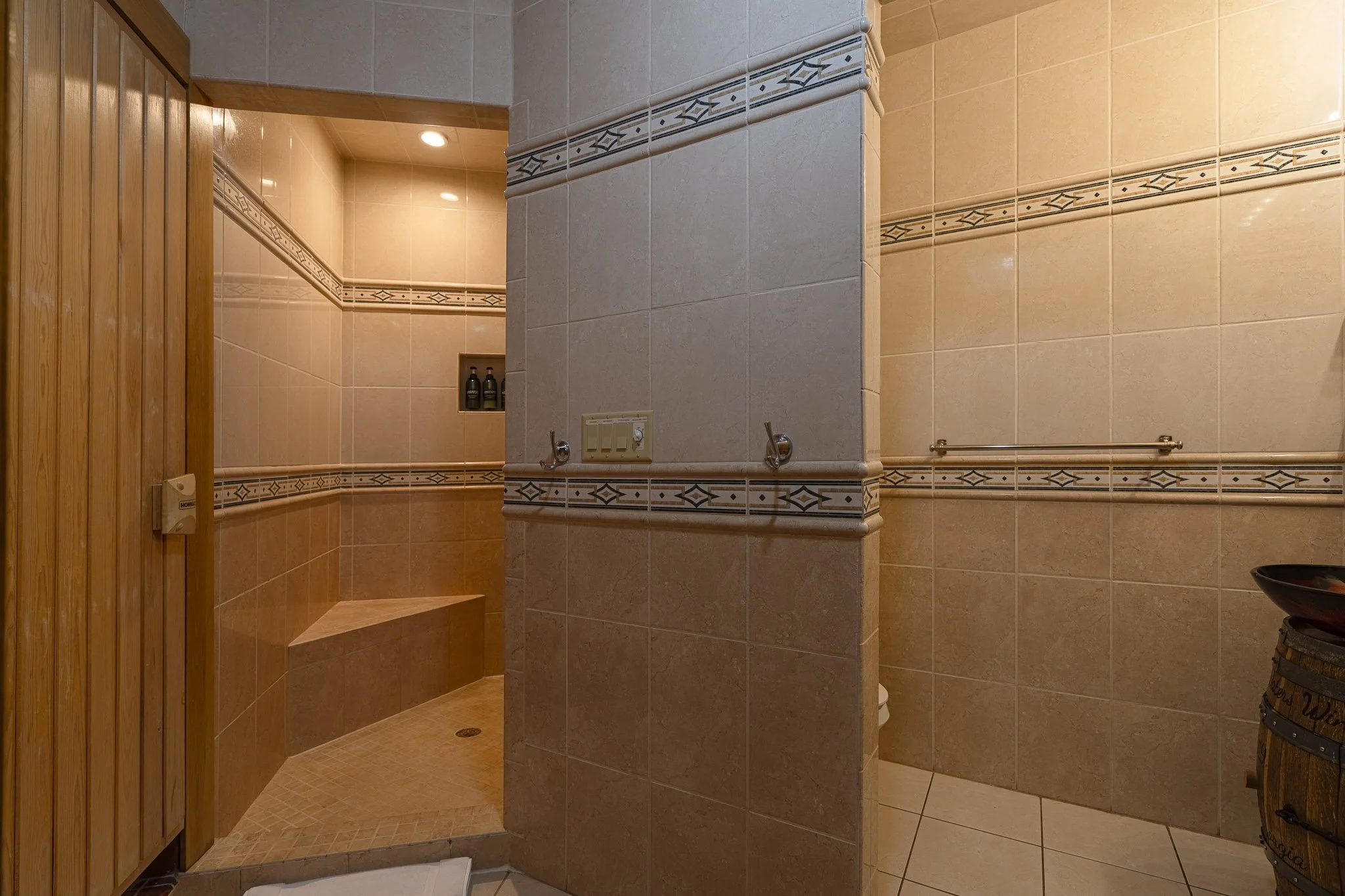 201 Mountainside Pkwy-48.jpg