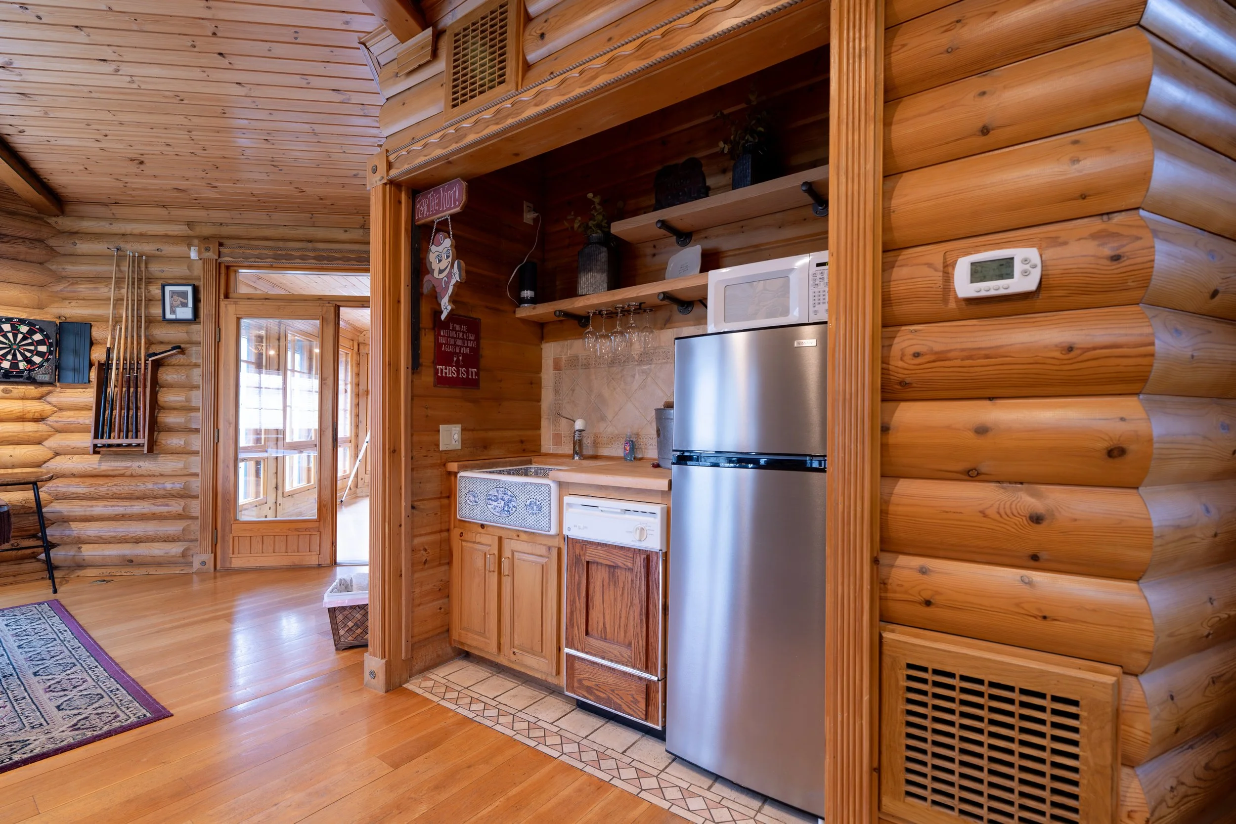 201 Mountainside Pkwy-33.jpg