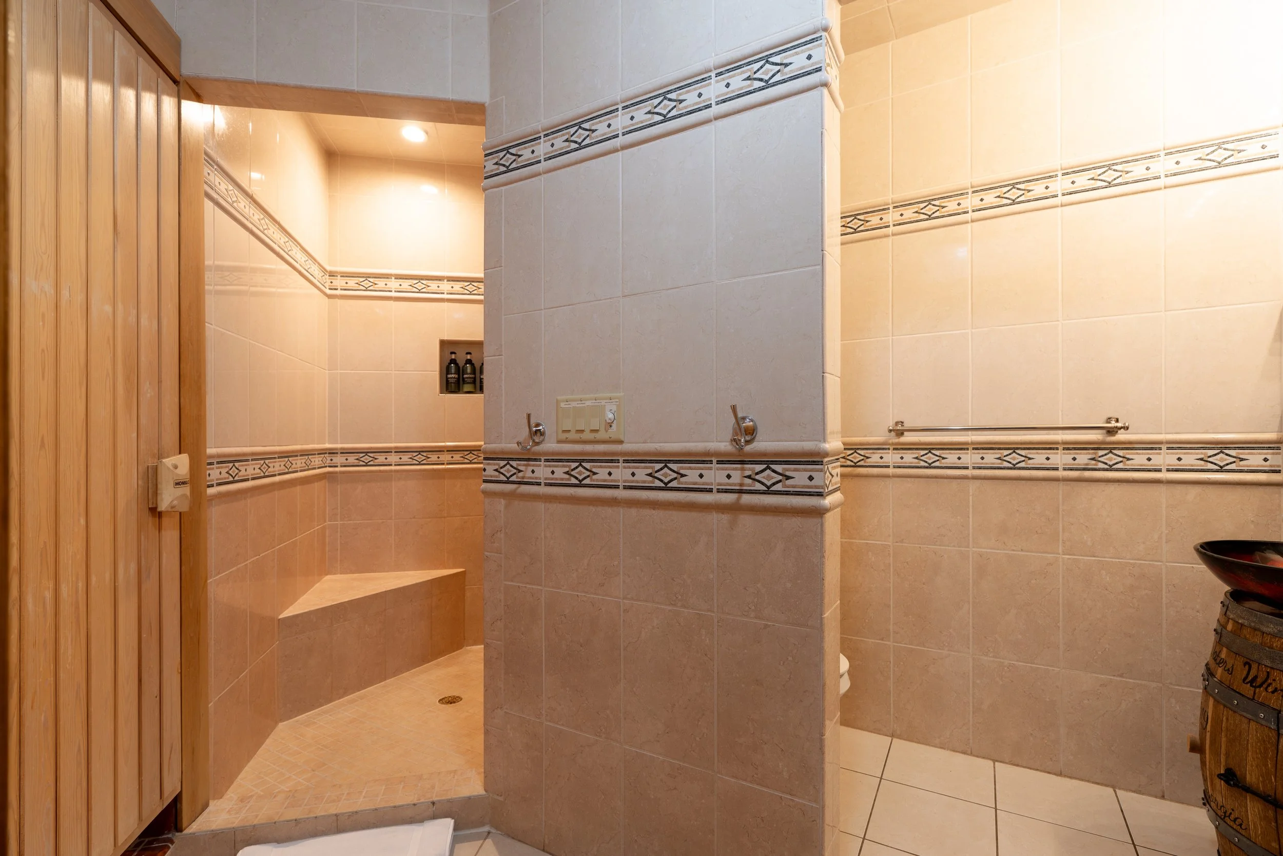 201 Mountainside Pkwy-36.jpg