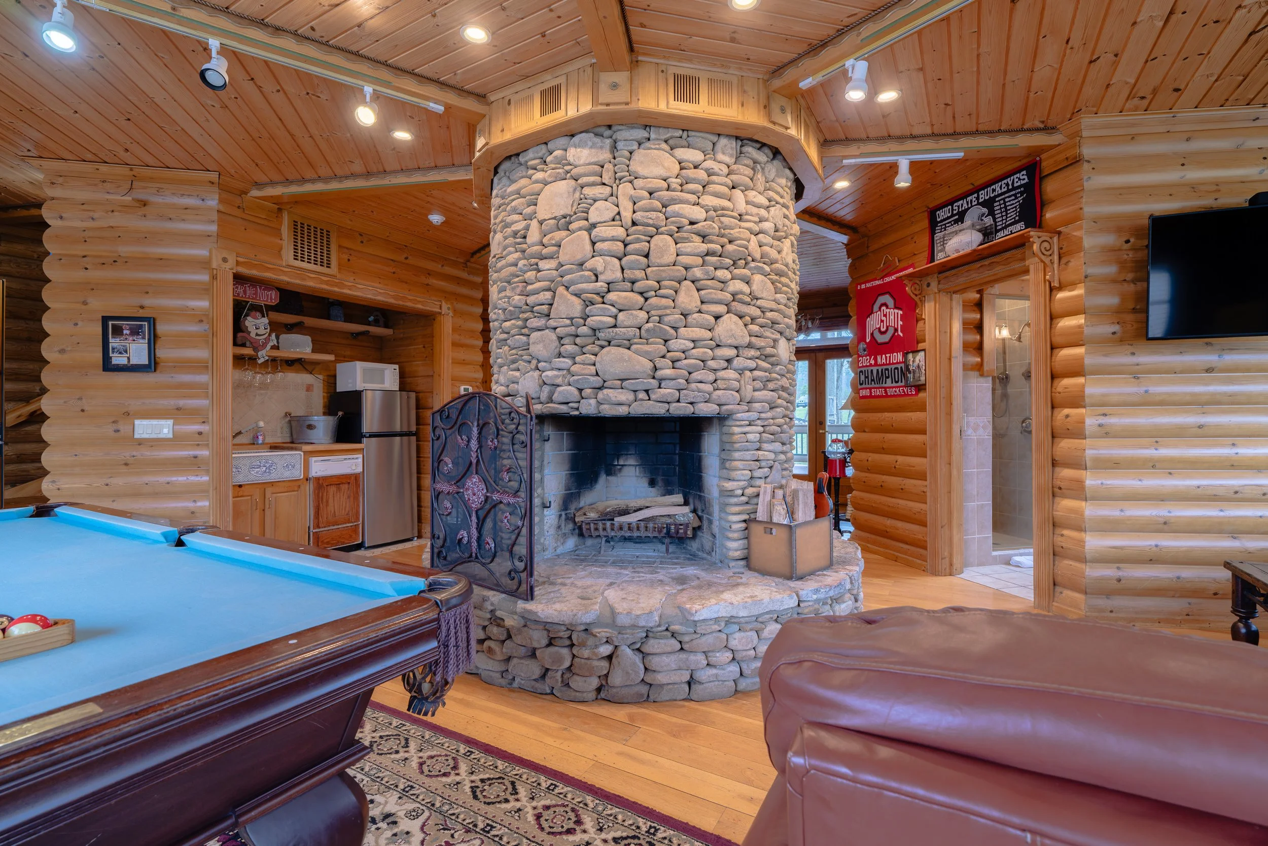 201 Mountainside Pkwy-32.jpg