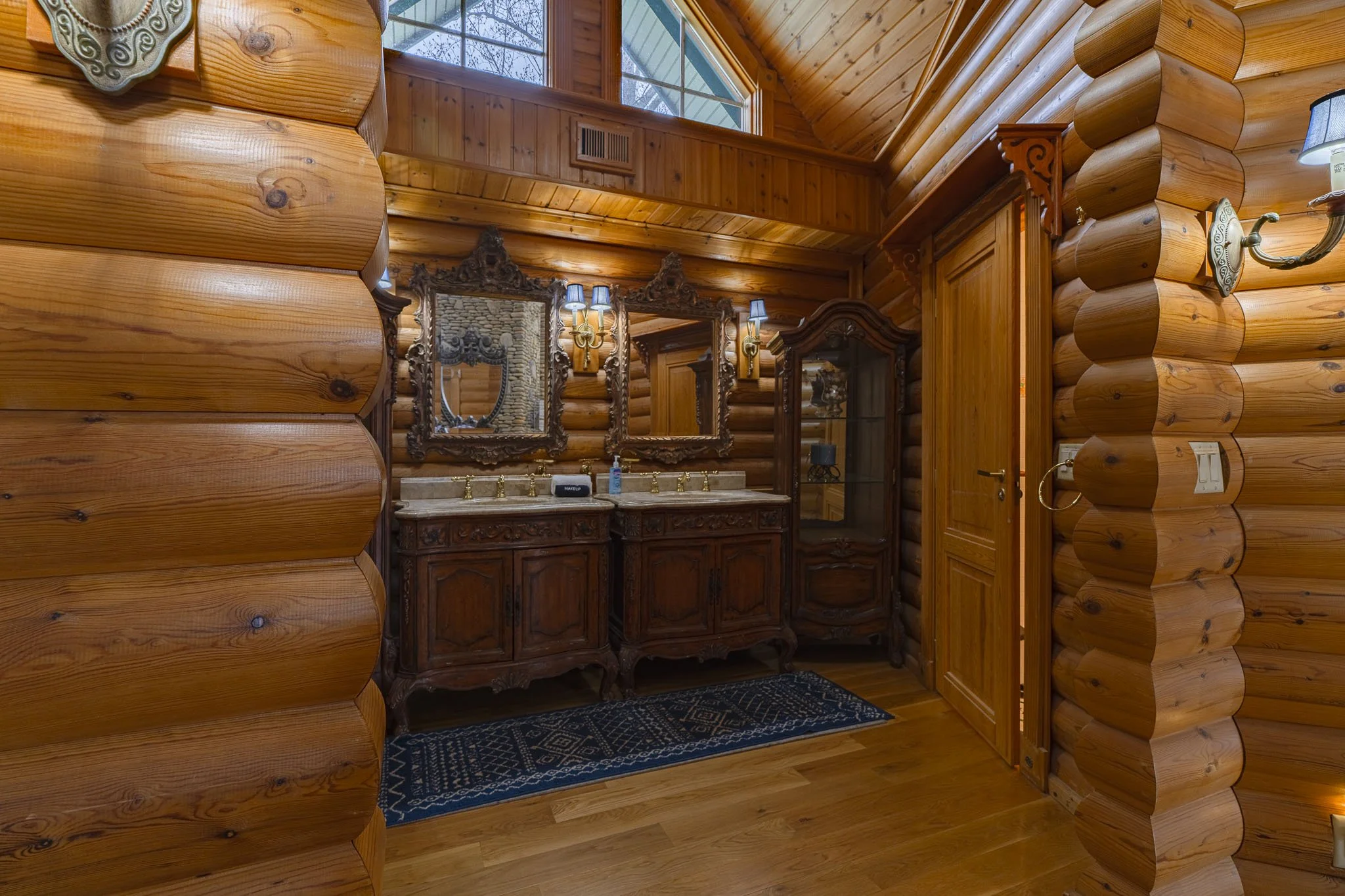 201 Mountainside Pkwy-54.jpg