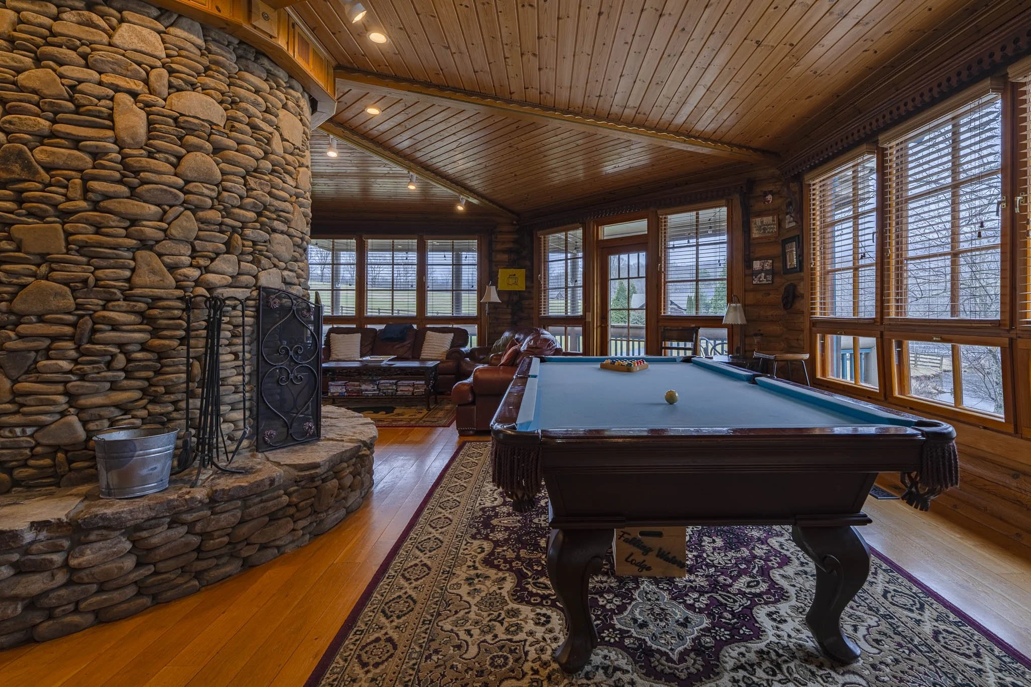 201 Mountainside Pkwy-36.jpg