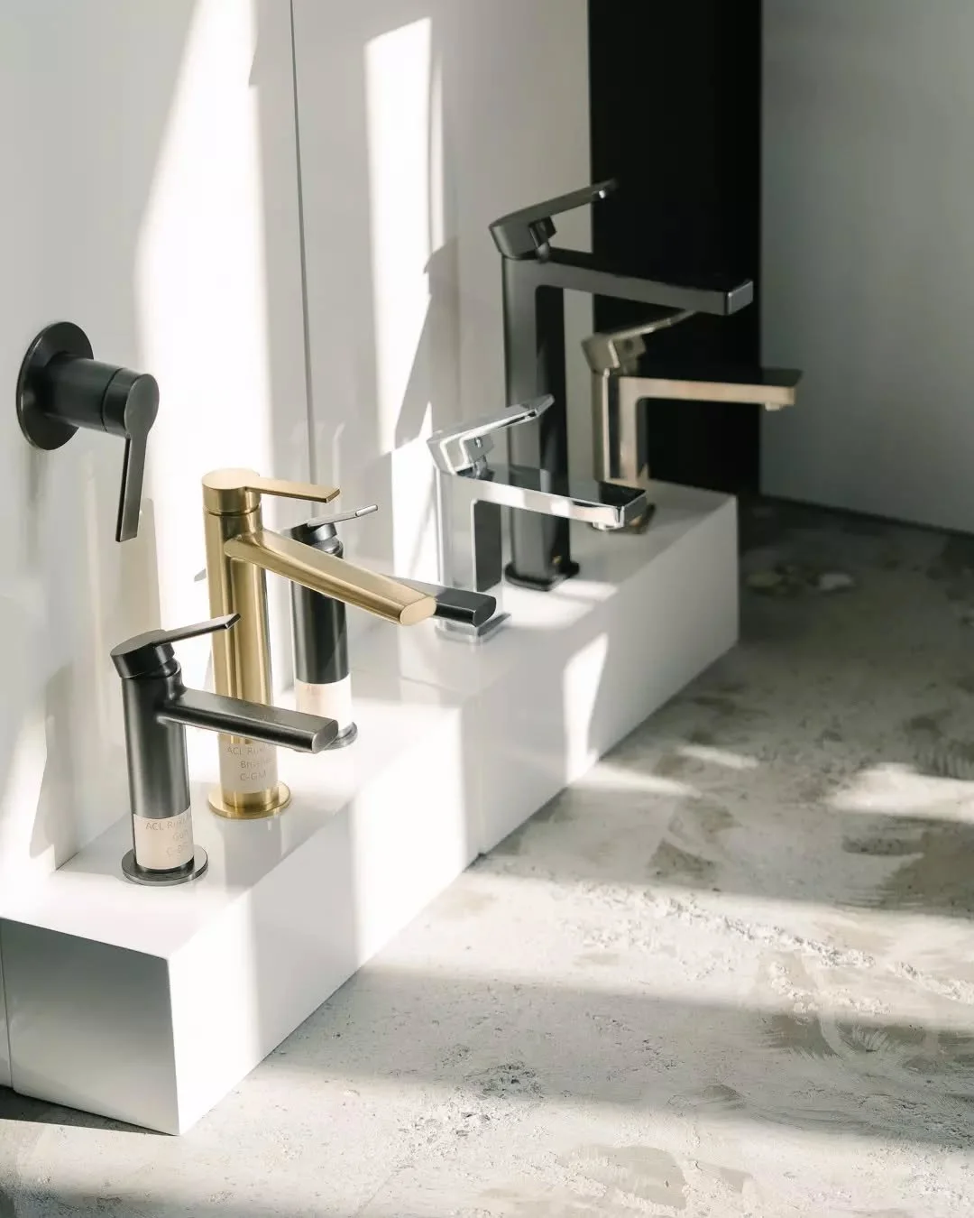 Tap goals right here. Matte black, brushed brass or classic chrome &ndash; which finish is calling your name? 💧✨ #BathroomDesign #TapwareInspo #BathroomRenovation