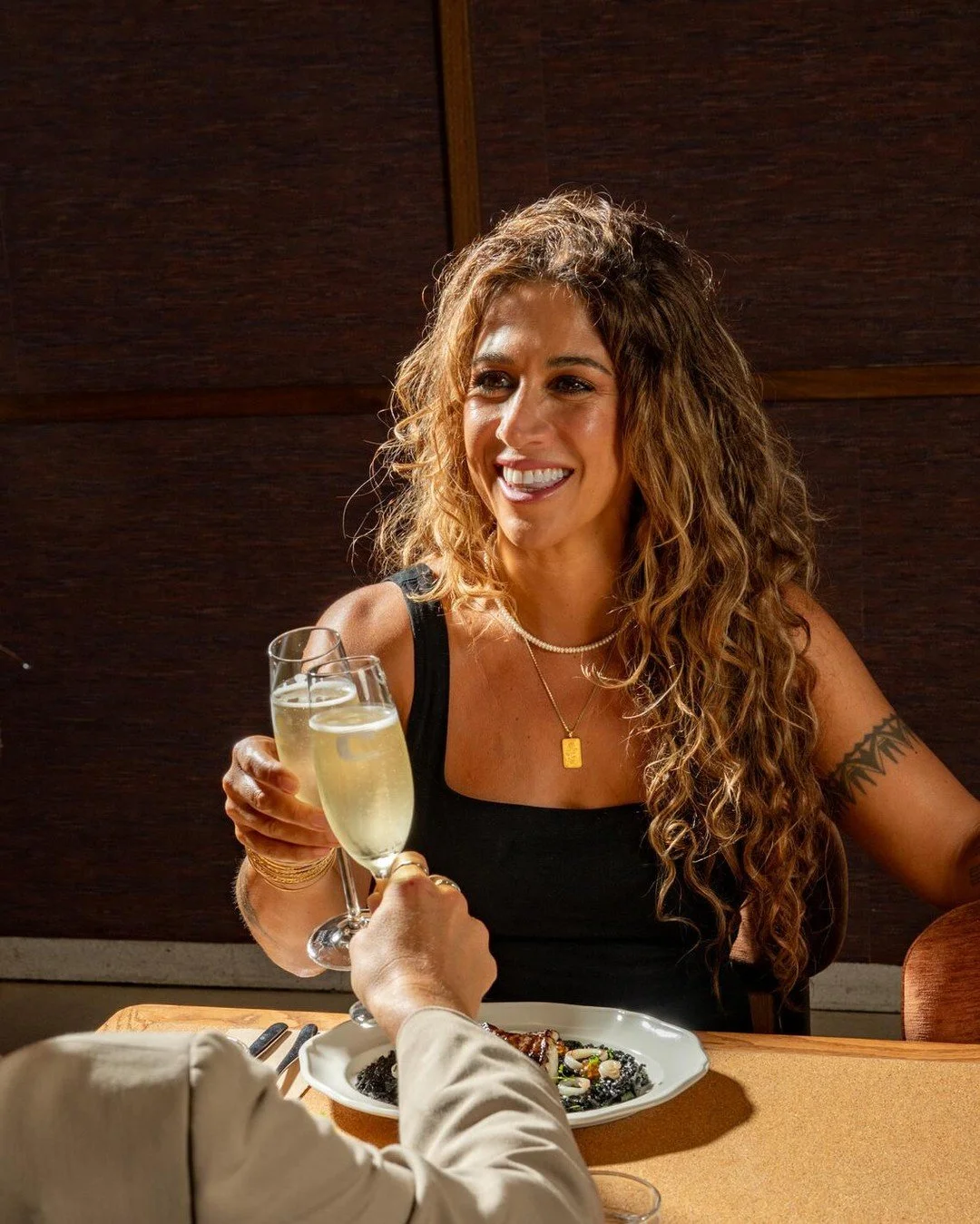 Celebrate Mum this May with an intimate 3-course dining experience at Cruise Bar &amp; Restaurant, set against the sparkle of Circular Quay with front-row views of the Sydney Opera House ✨ Plus, a special gift from Mo&euml;t &amp; Chandon to make her