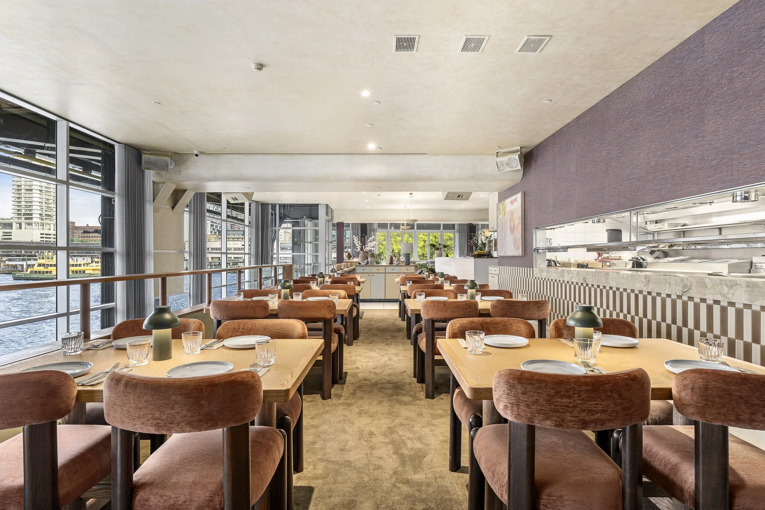 CINC_534198_Cruise_Bar_-_Overseas_Passenger_Terminal_004(1).jpg