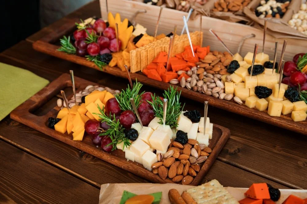 Grazing Table vs Charcuterie: Which Spread Is Right for Your Event?