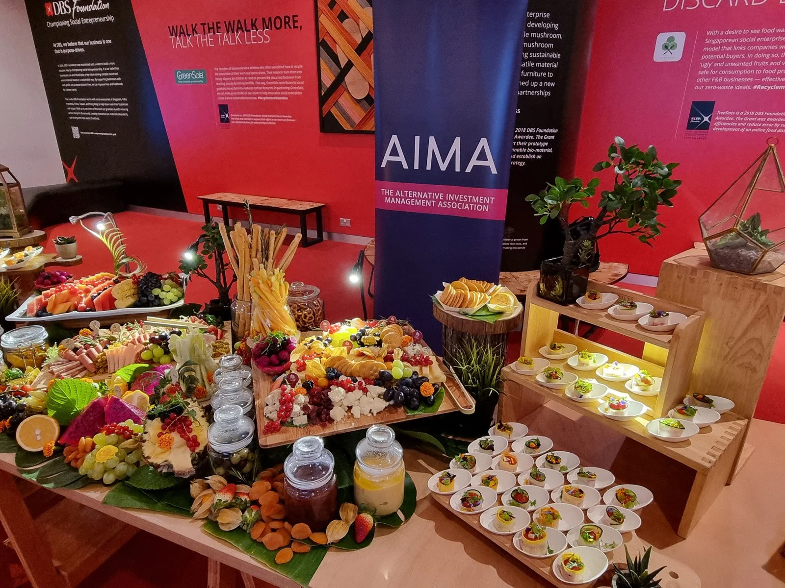 Grazing Table (7).jpg