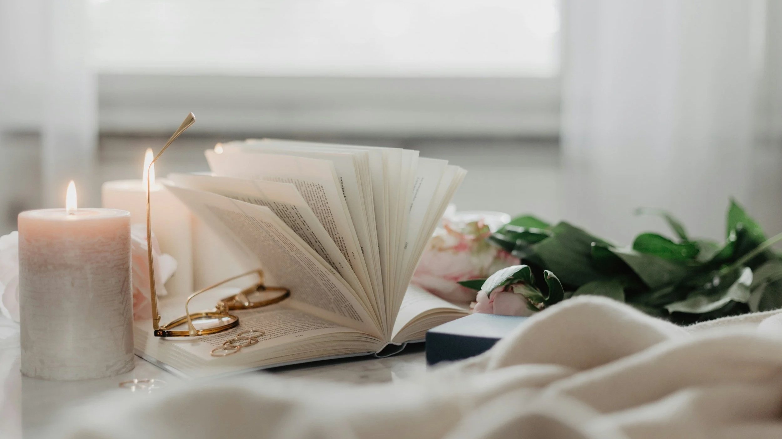 Selfcentred approach to decluttering is not minimalist. Its intentional, where there is space for the things you love.