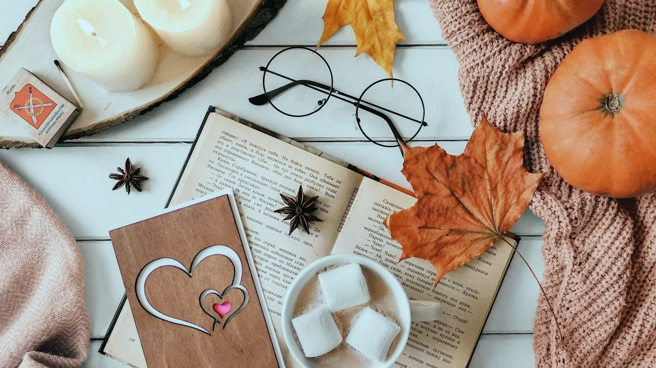 Cozy Autumn Reads to Slow Down Your Evenings