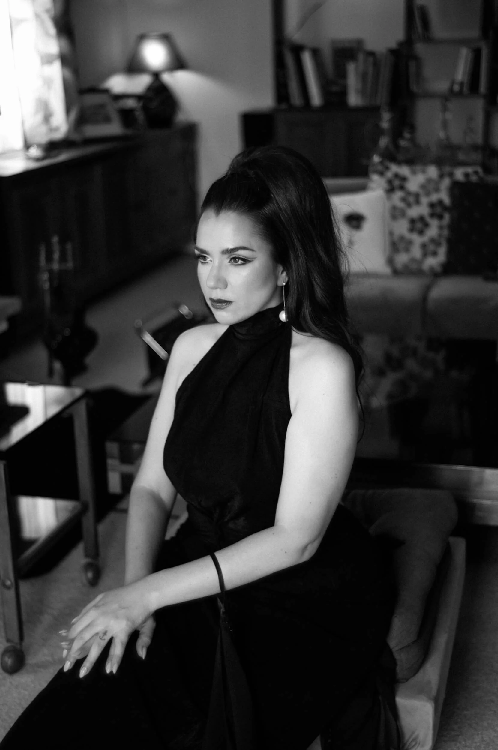 Black and white portrait photographed with the Omnar Bertele 50mm f/2 on the Leica M11 Monochrom