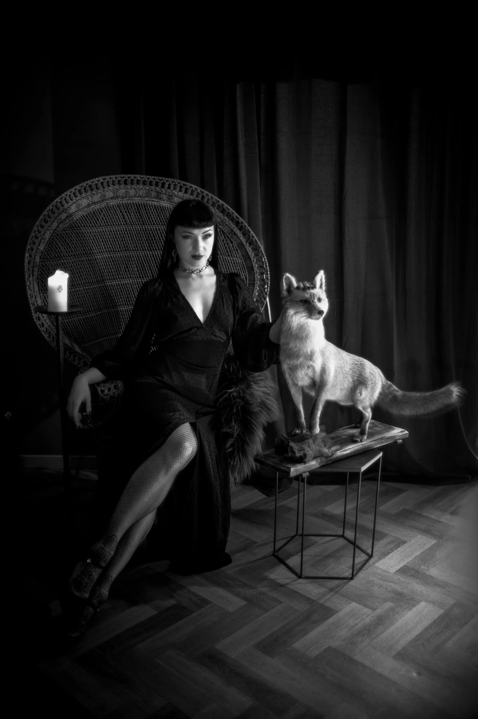 LAURA-BORREMANS-HOME-BW-FINAL-3 (1).jpg