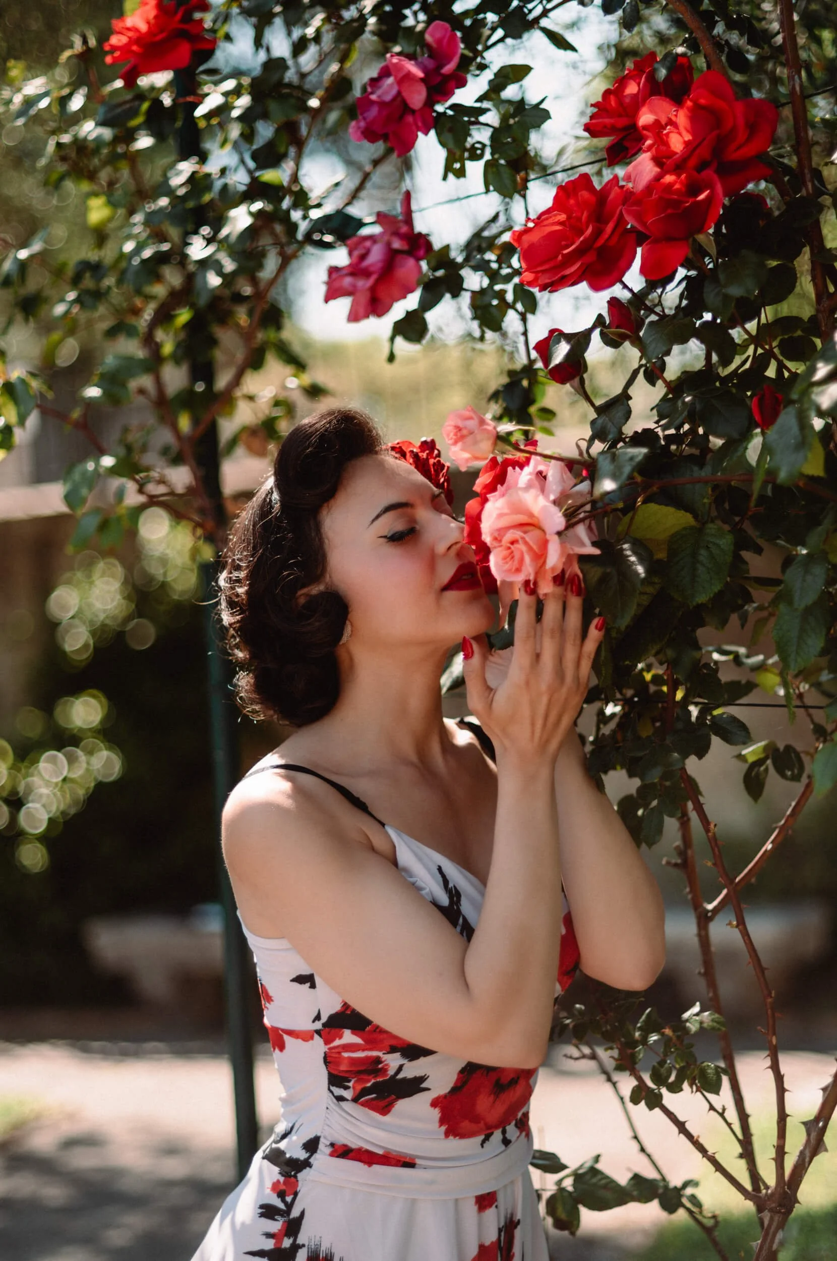 light-lens-lab-75mm-f2-spii-letizia-rose-garden-nice-france.jpg.jpg
