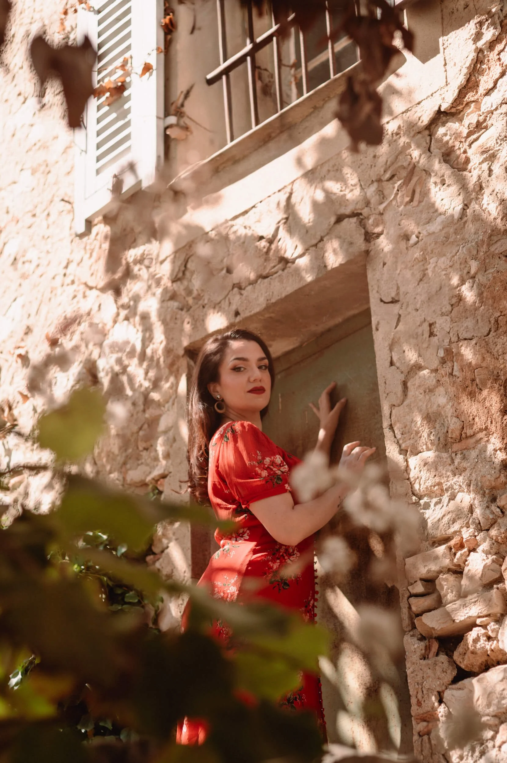 light-lens-lab-75mm-f2-spii-flo-red-dress-village-portrait.jpg
