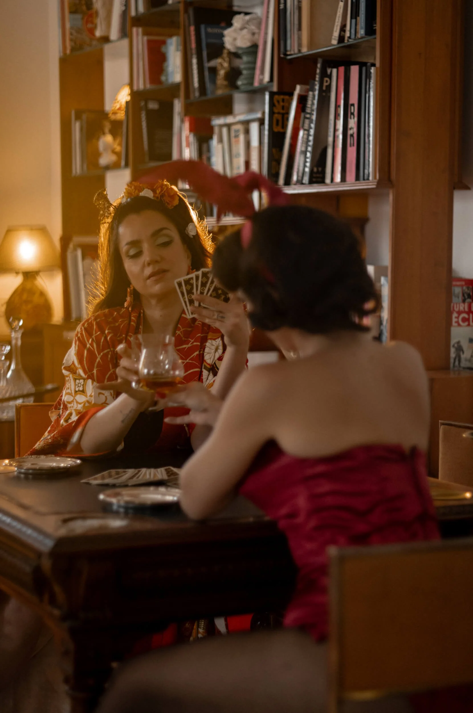 Cinematic card game scene photographeCard game in Nice Light Lens Lab 75mm f/2 SPII on the Leica M11-D by Milan Swolfs