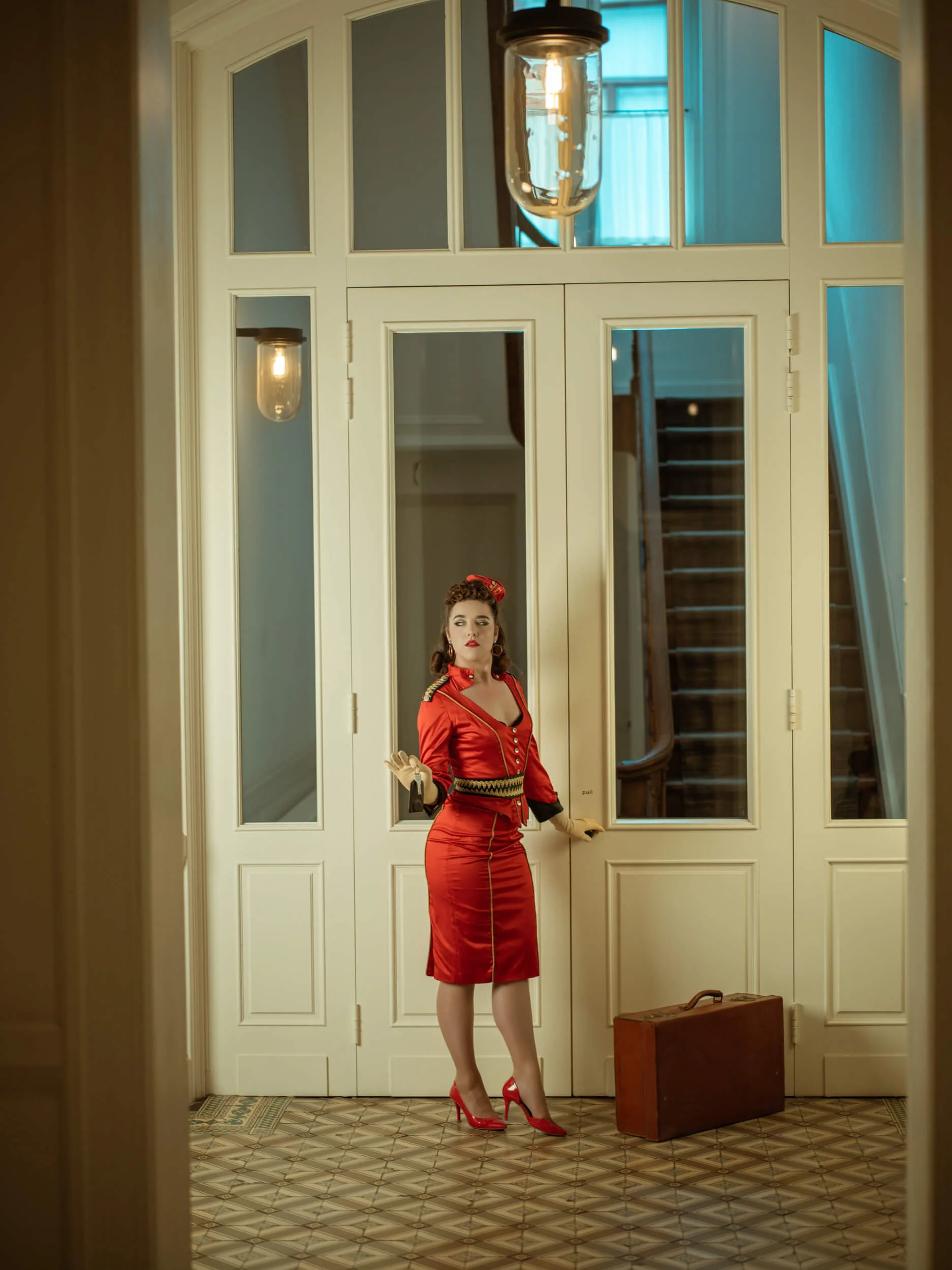 Jennifer sitting in the lobby of Hotel August in Antwerp