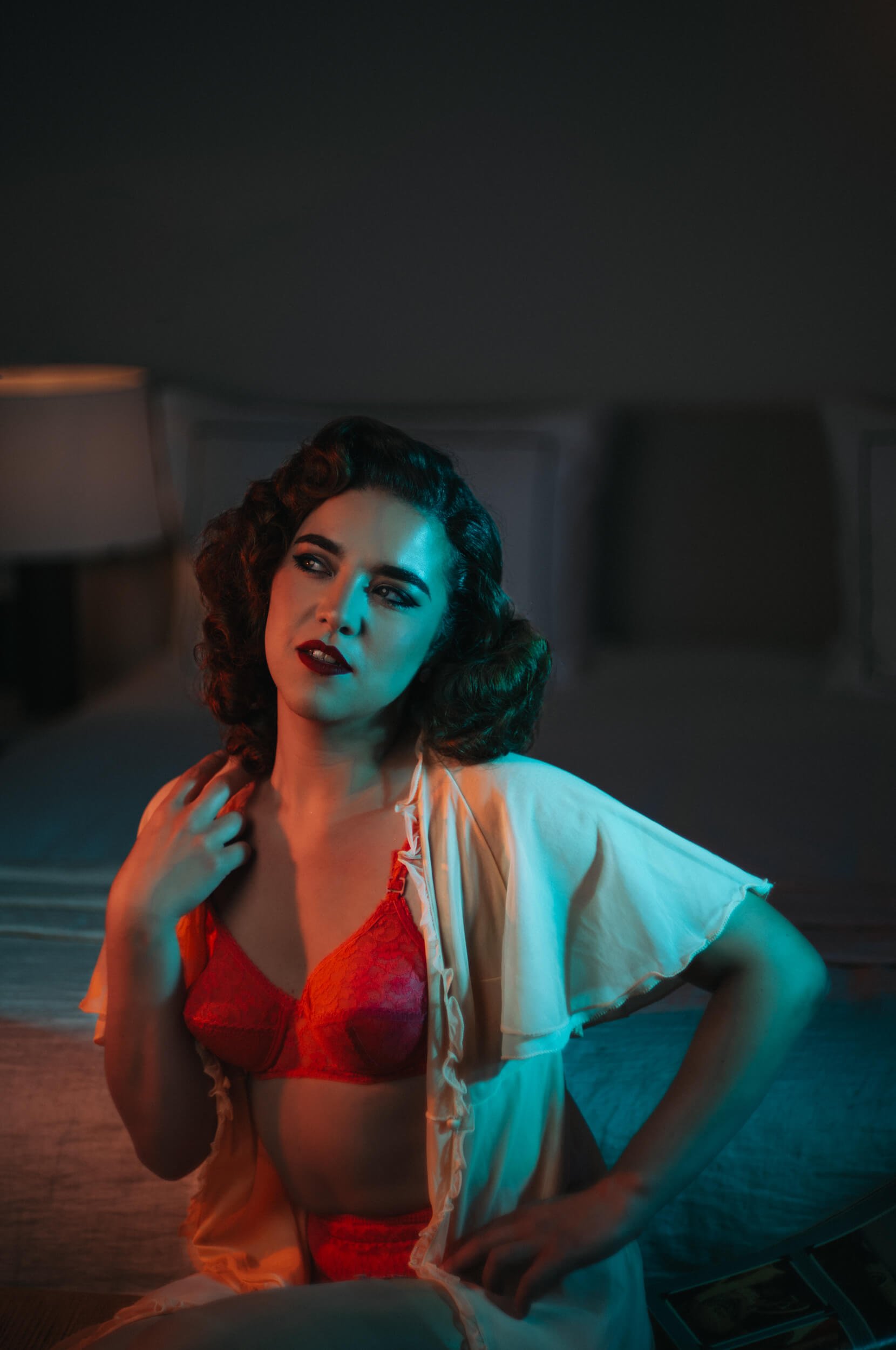 Jennifer illuminated by cinematic coloured light photographed with the Light Lens Lab 75mm f/1.5 Z21