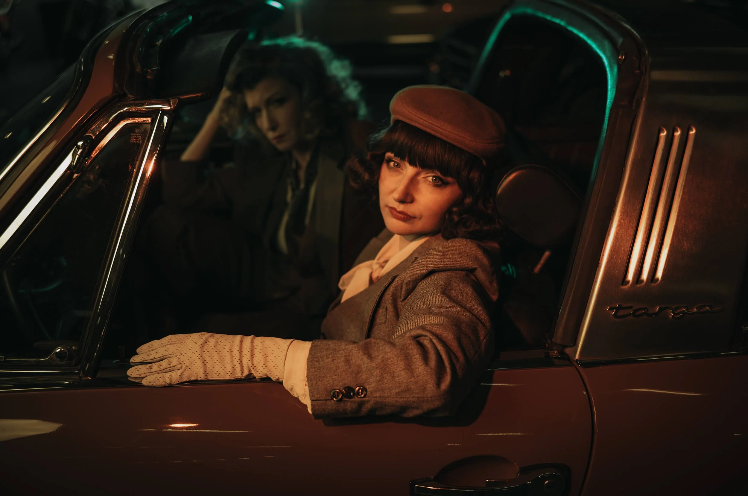 Mara & Viviane Porsche 911 T Targa Zenitar 35mm f1  on Leica M11-D by Milan Swolfs