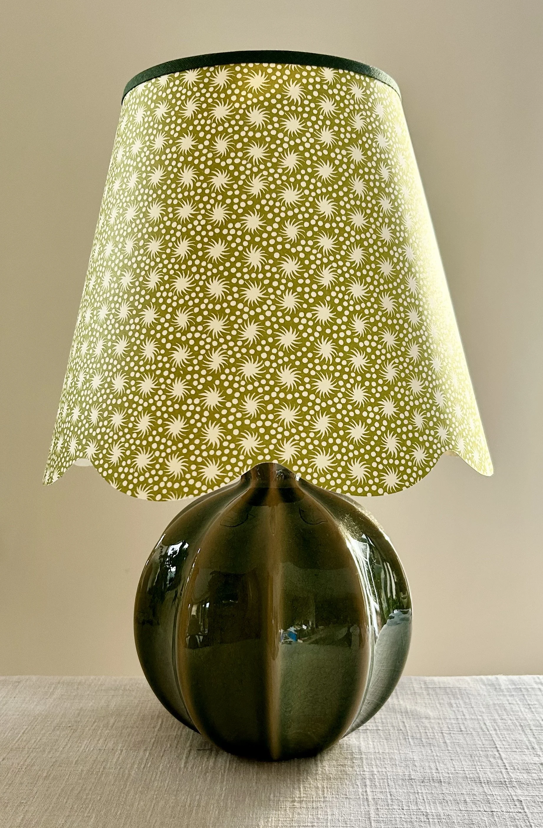 twirling stars scallop lampshade in green