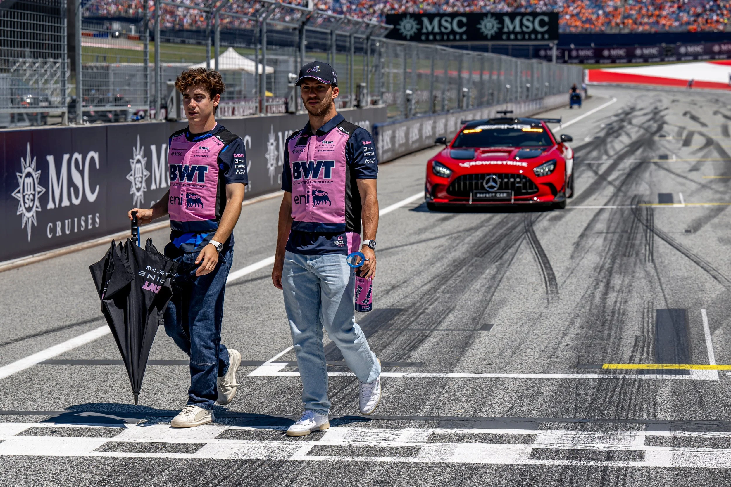 shutterstock_2647562965 (1).jpg