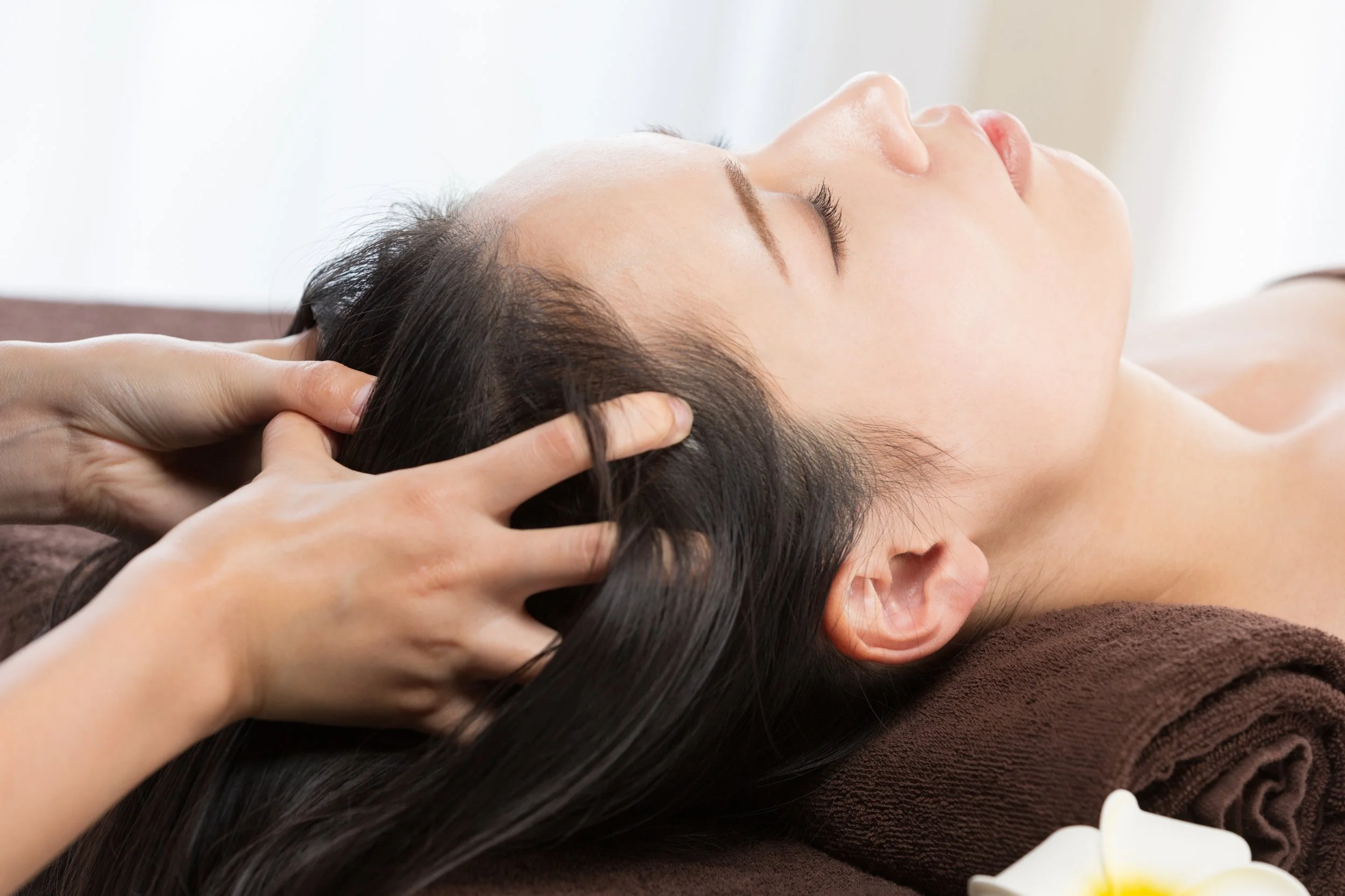 What Actually Happens at a Head Spa (And Why It's Not Just a Fancy Shampoo)
