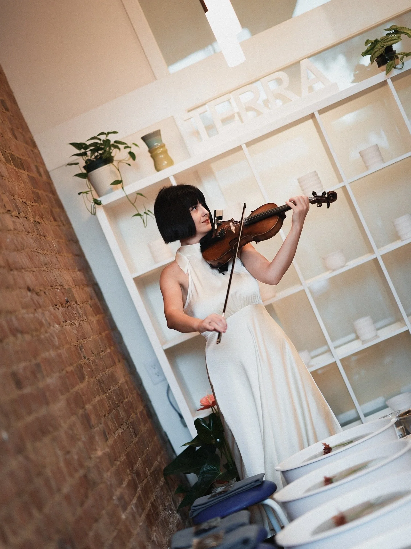 When melody becomes meditation 🎻
A soulful moment with @violinistburcin at Terra.