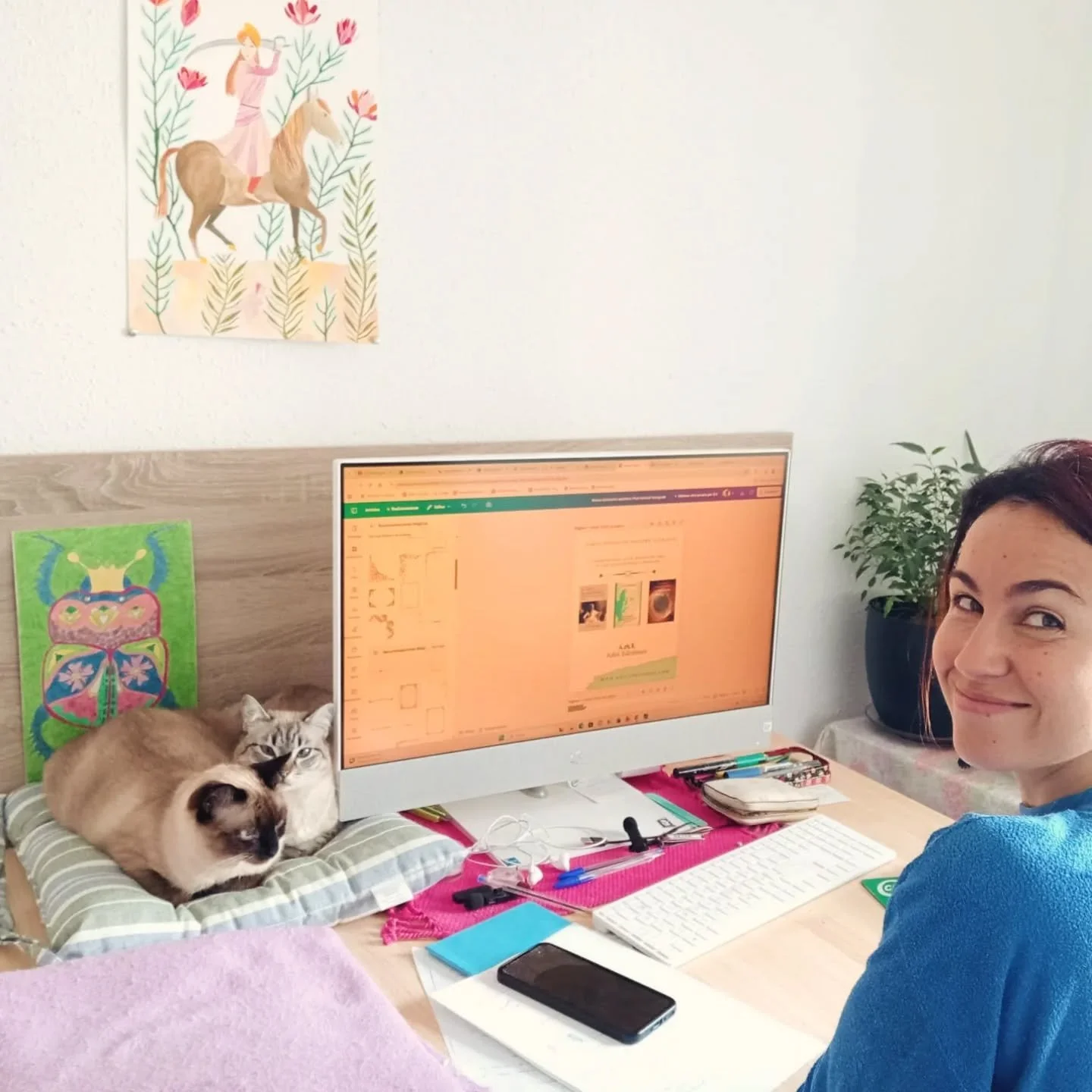 Hace dos d&iacute;as estaba retorcida de dolor en el ba&ntilde;o. La endometriosis dando ca&ntilde;a. Eran las tres o las cuatro de la madrugada. Primero apareci&oacute; Luz. Vino corriendo hacia m&iacute;, se subi&oacute; a mis piernas y se tumb&oac