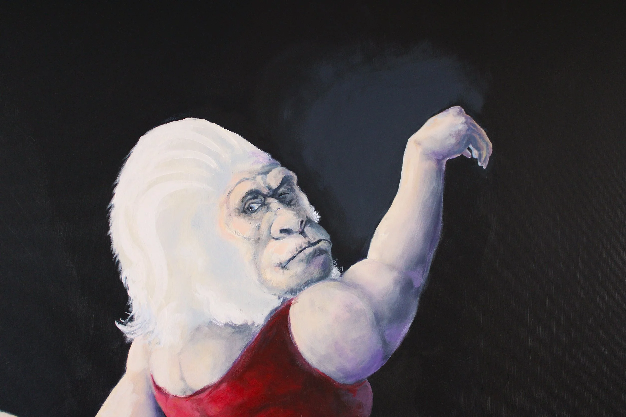 Peinture Wildate de Galanka montrant une figure hybride simiesque, corps en tension et tête calme, sur fond sombre nocturne