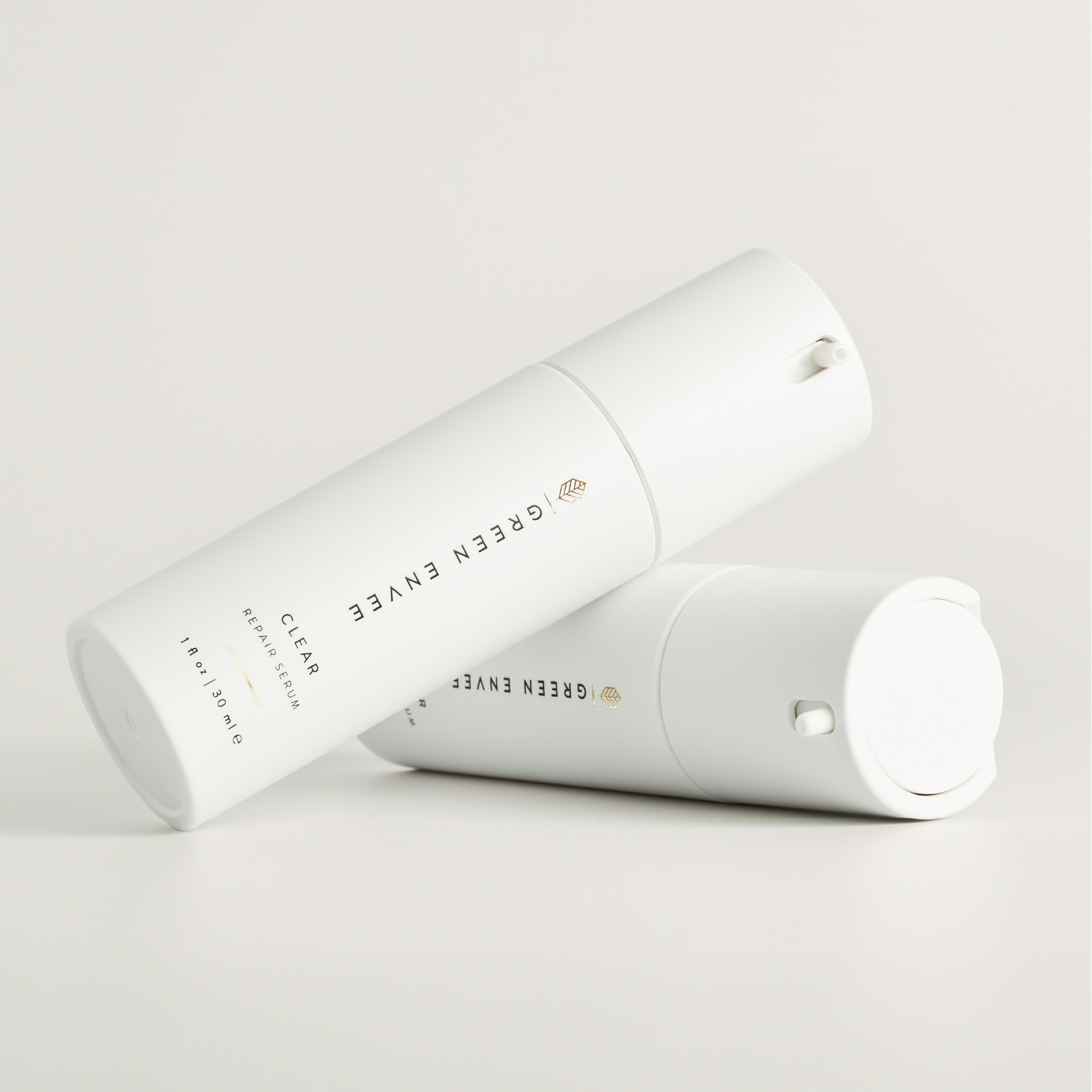 ClearRepairSerum-3708_2.png