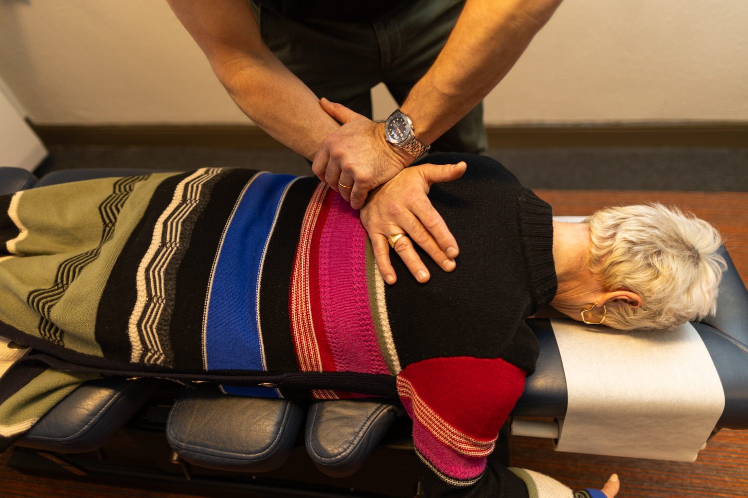 Spinal Decompression and Flexion-Distraction technique