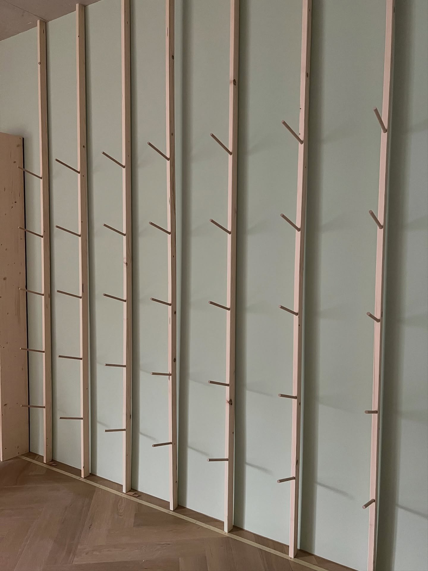 Some things are worth the wait 👷

Swipe to see the heart and soul that goes into every detail of our new wellbeing studio. These handcrafted yoga mat holders in our workshop room are just one example of the passion Tino pours into ANNTIN. While we a