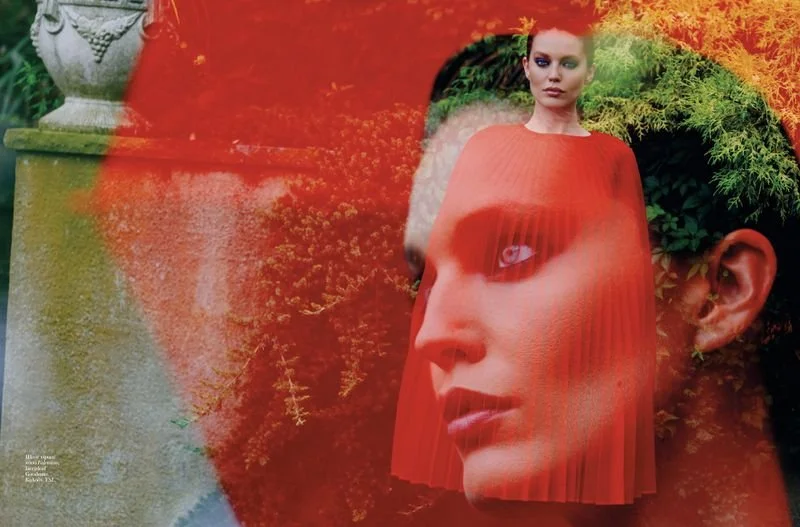 Vogue Greece 8.jpg