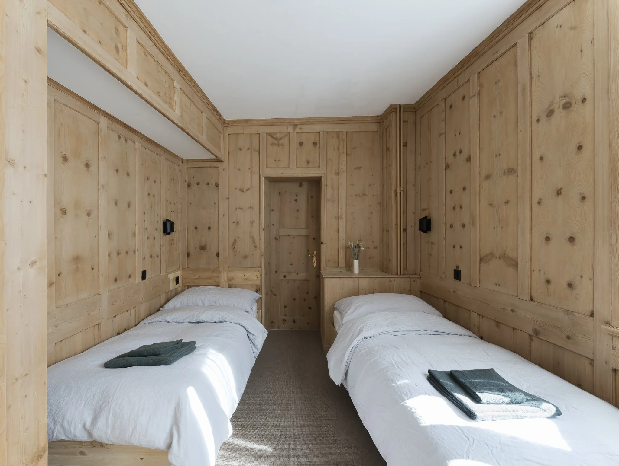 Hotel ÜJA-_DSC6272.jpg