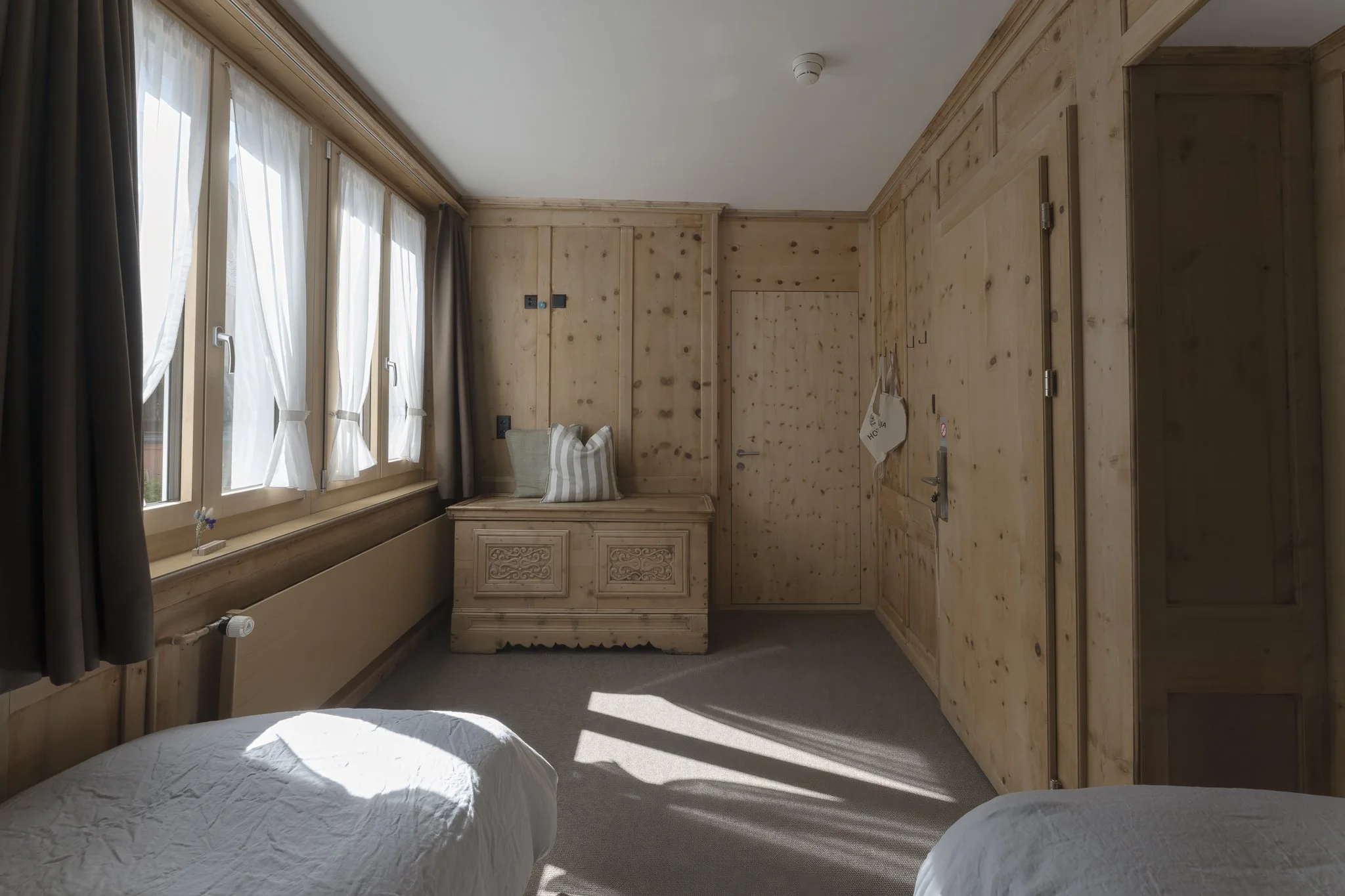 Hotel ÜJA-_DSC6296.jpg