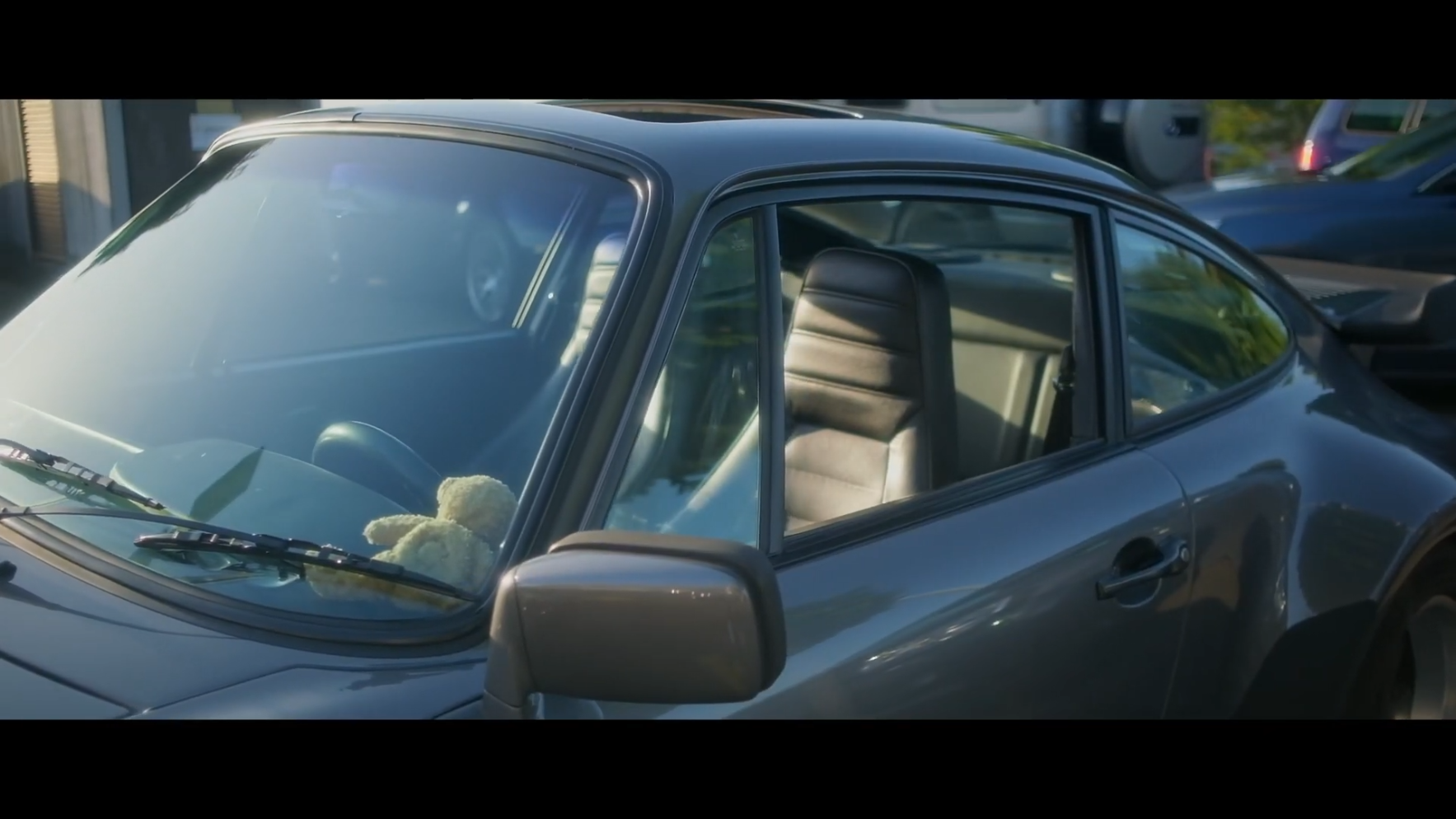 hamish - Kaiser Karl Classics Oldtimer Rallye Reel 2023 [6I9dcHCMq8g - 1767x994 - 0m14s].png