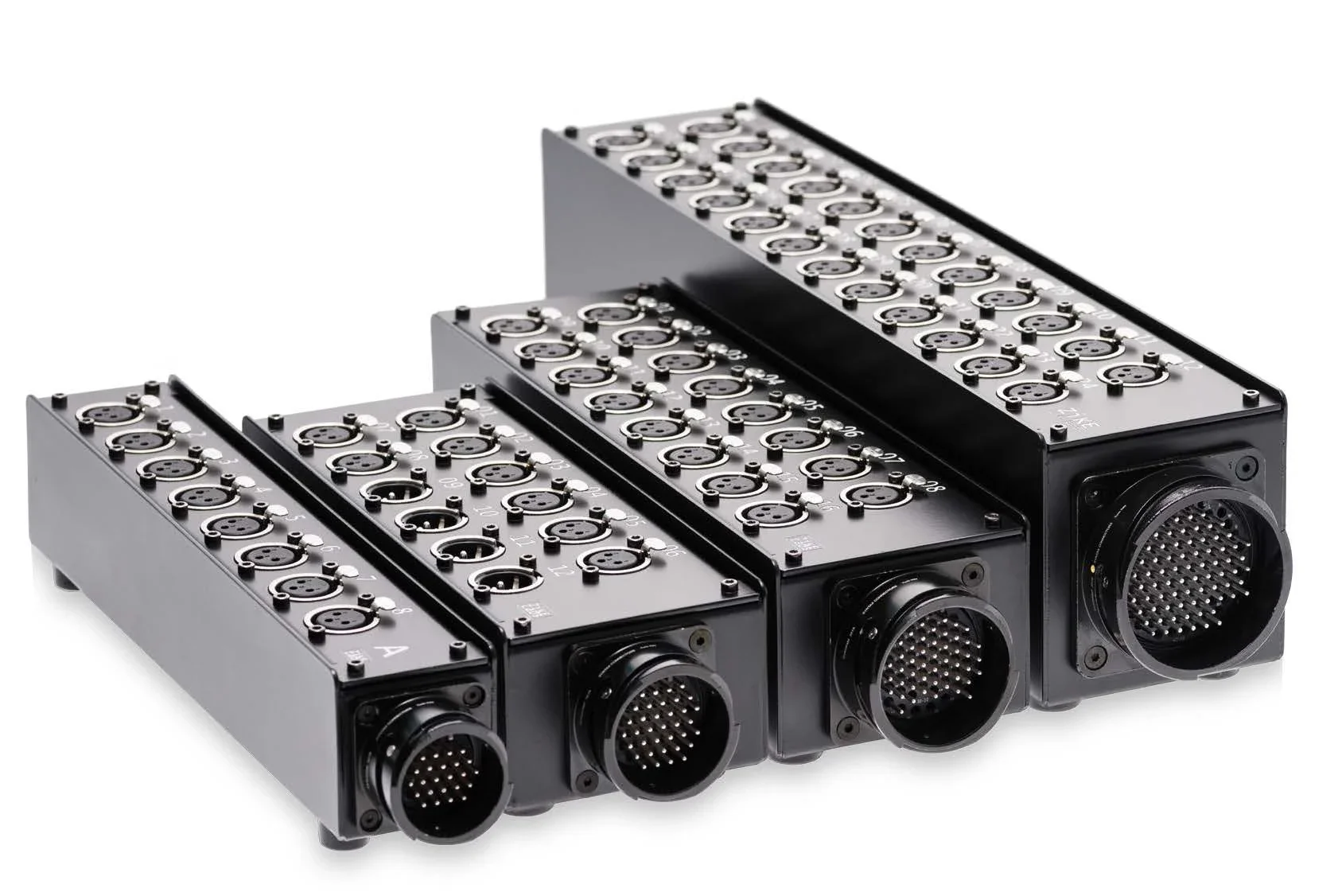 Stageboxen &amp; Multipin-Kabel von ZiKE Labs