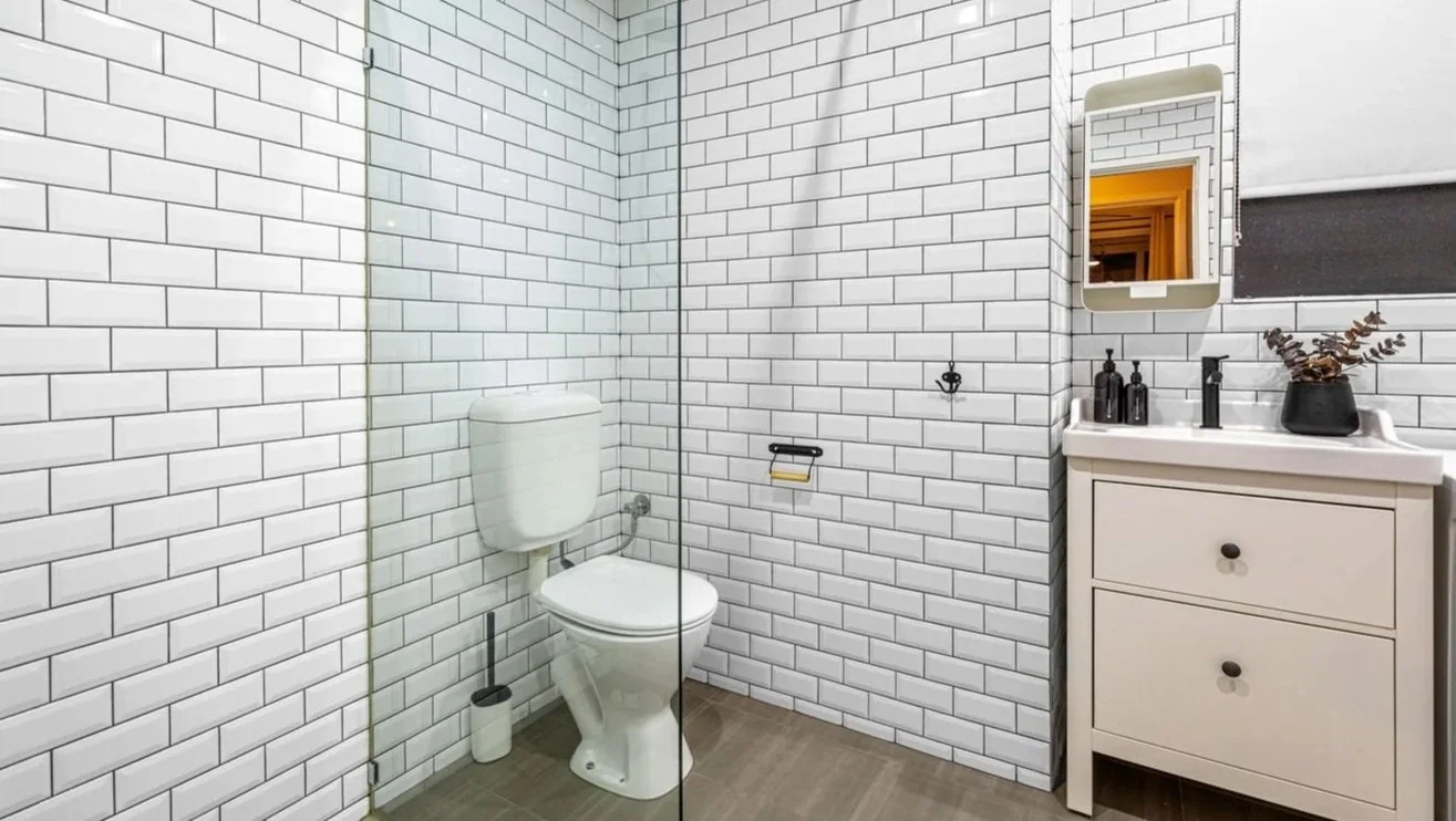 Prof+Bathroom+After2.jpg