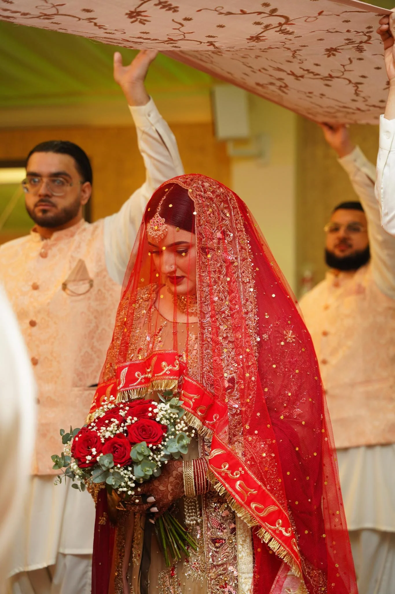 birmingham-pakistani-wedding-photography-videography-bride-with-her-brothers.jpg