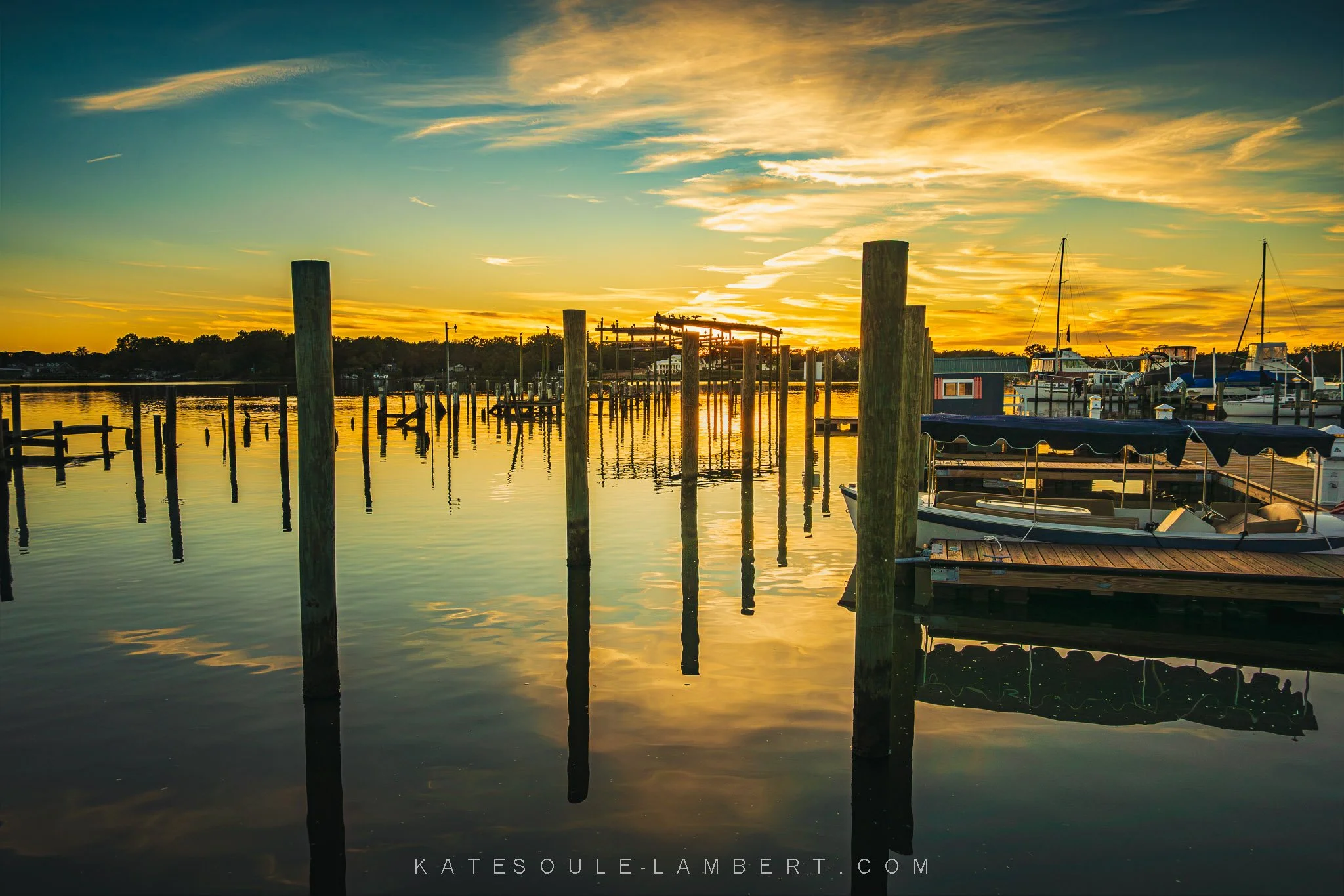 Marina Golden Hour Glass: Where Time Slows with the Tide