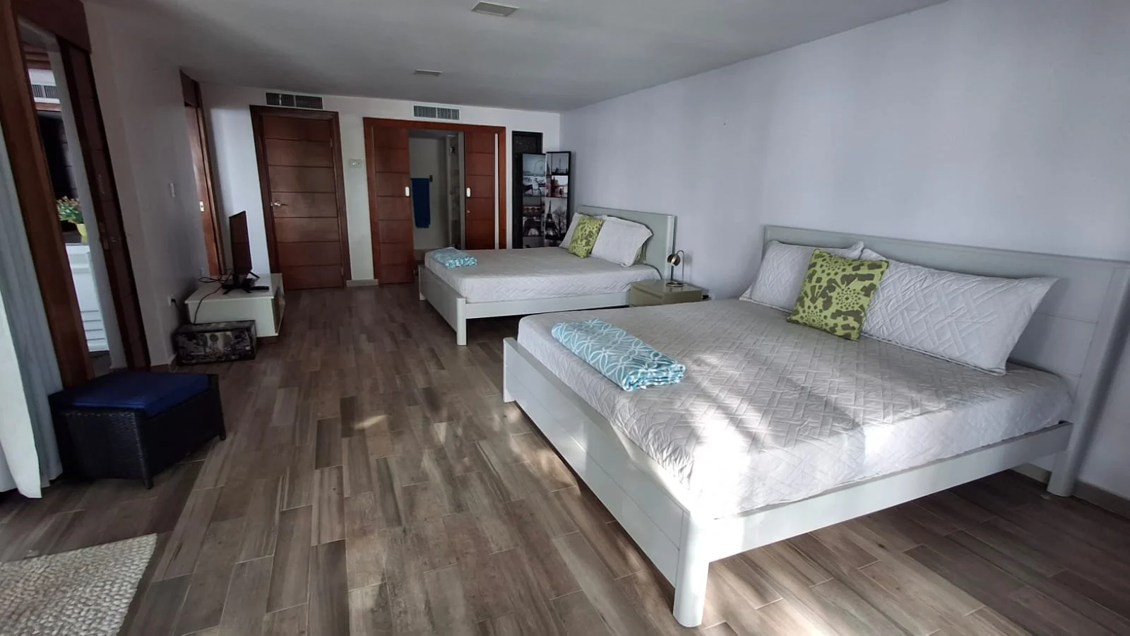 WhatsApp Image 2025-12-08 at 4.43.58 PM (4).jpeg