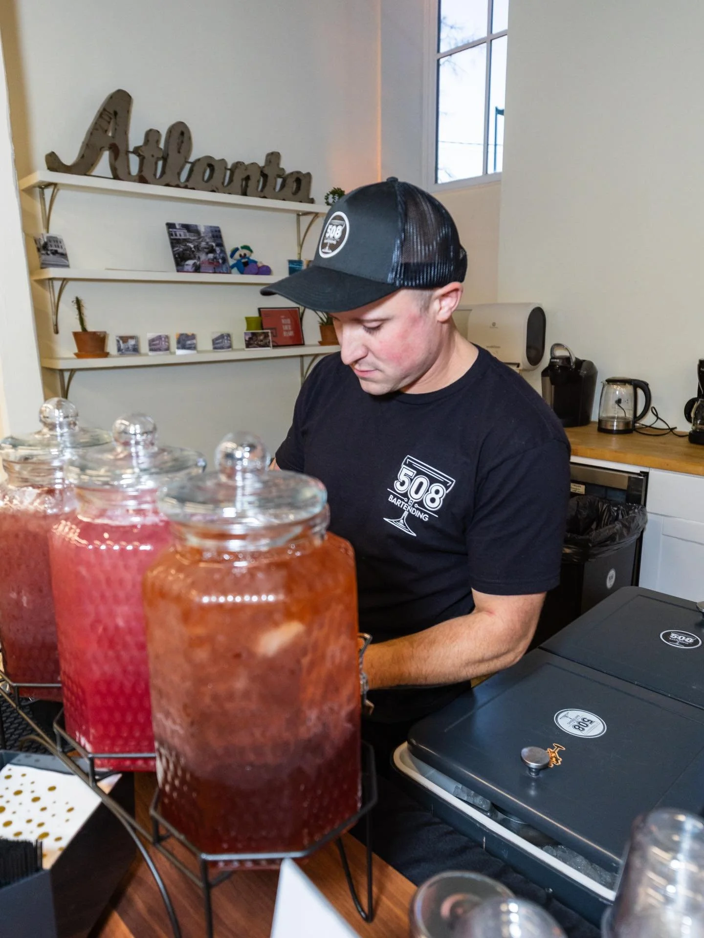 Can&rsquo;t decide what cocktails you want served at your next event? Try my batched cocktails service package! It is definitely my most popular package! I can turn any of your favorite cocktails into a large enough batch to accommodate any amount of