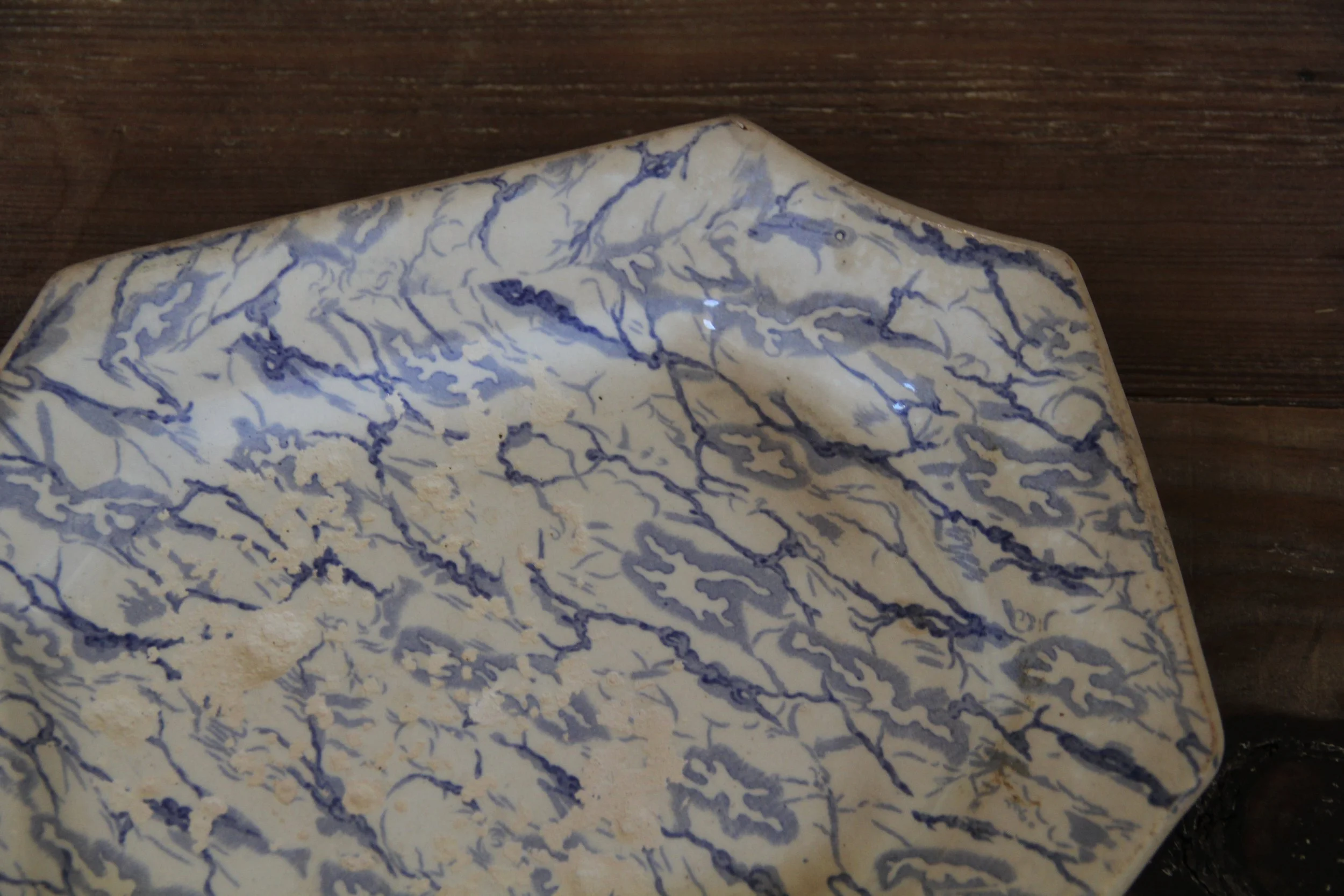 Antique Marbled Ironstone Octagonal Plate